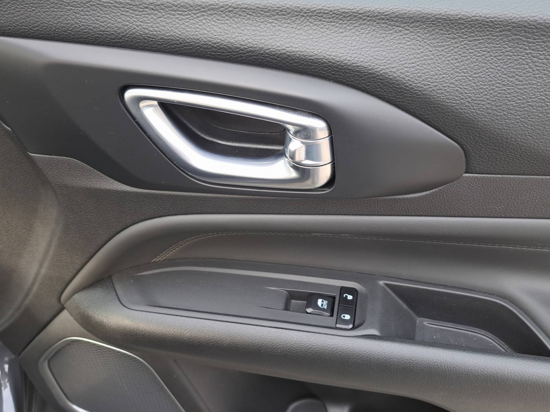 Auto Venduta - JEEP Compass Compass 1.5 turbo t4 mhev Limited 2wd 130cv dct usata in pronta consegna - Brandini