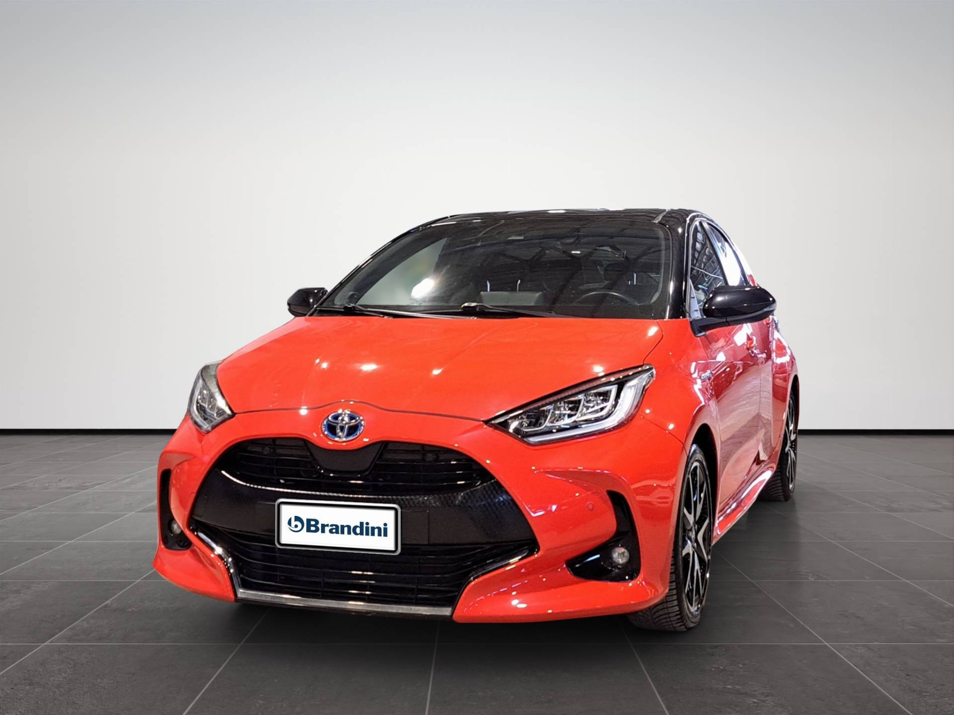 Auto Venduta - TOYOTA Yaris Yaris 1.5 hybrid Premiere usata in pronta consegna - Brandini