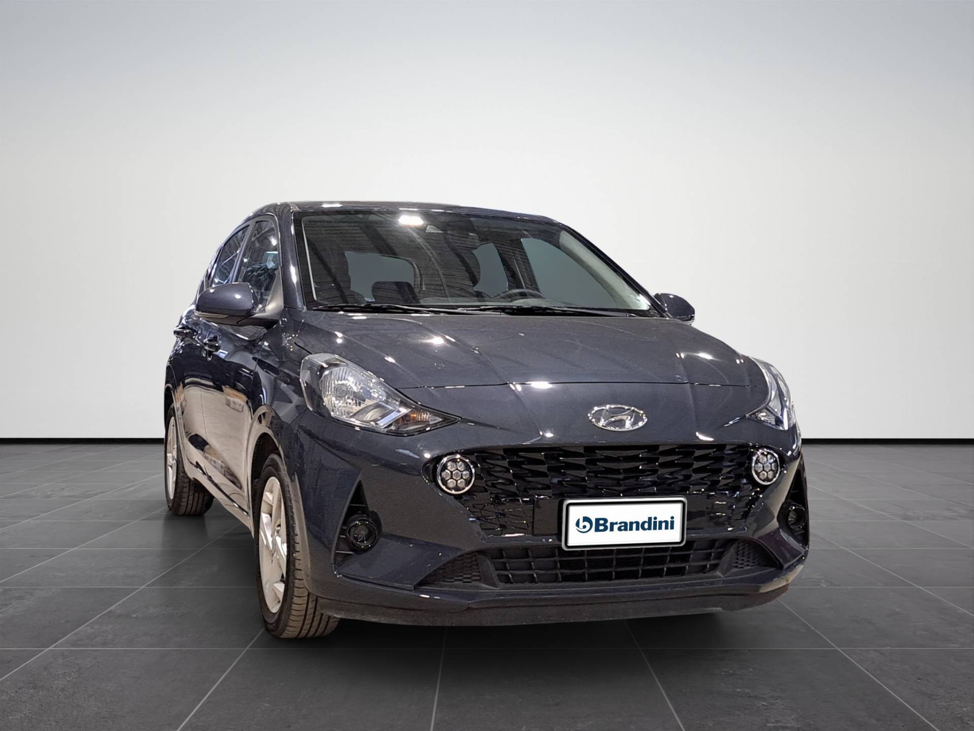 Auto Venduta - HYUNDAI I10 i10 1.0 mpi Tech at usata in pronta consegna - Brandini