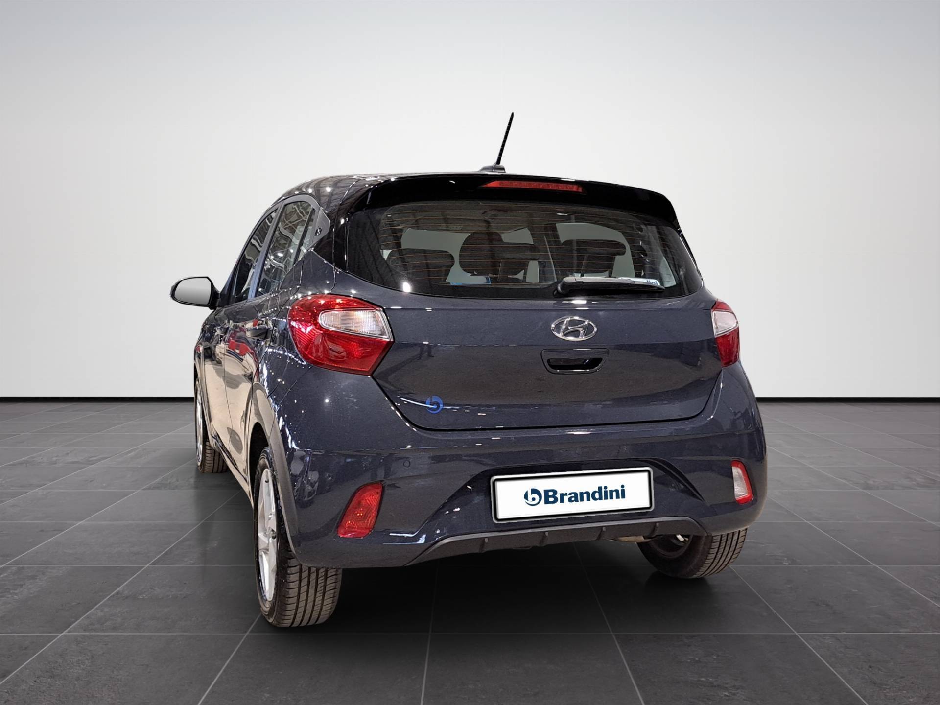 Auto Venduta - HYUNDAI I10 i10 1.0 mpi Tech at usata in pronta consegna - Brandini