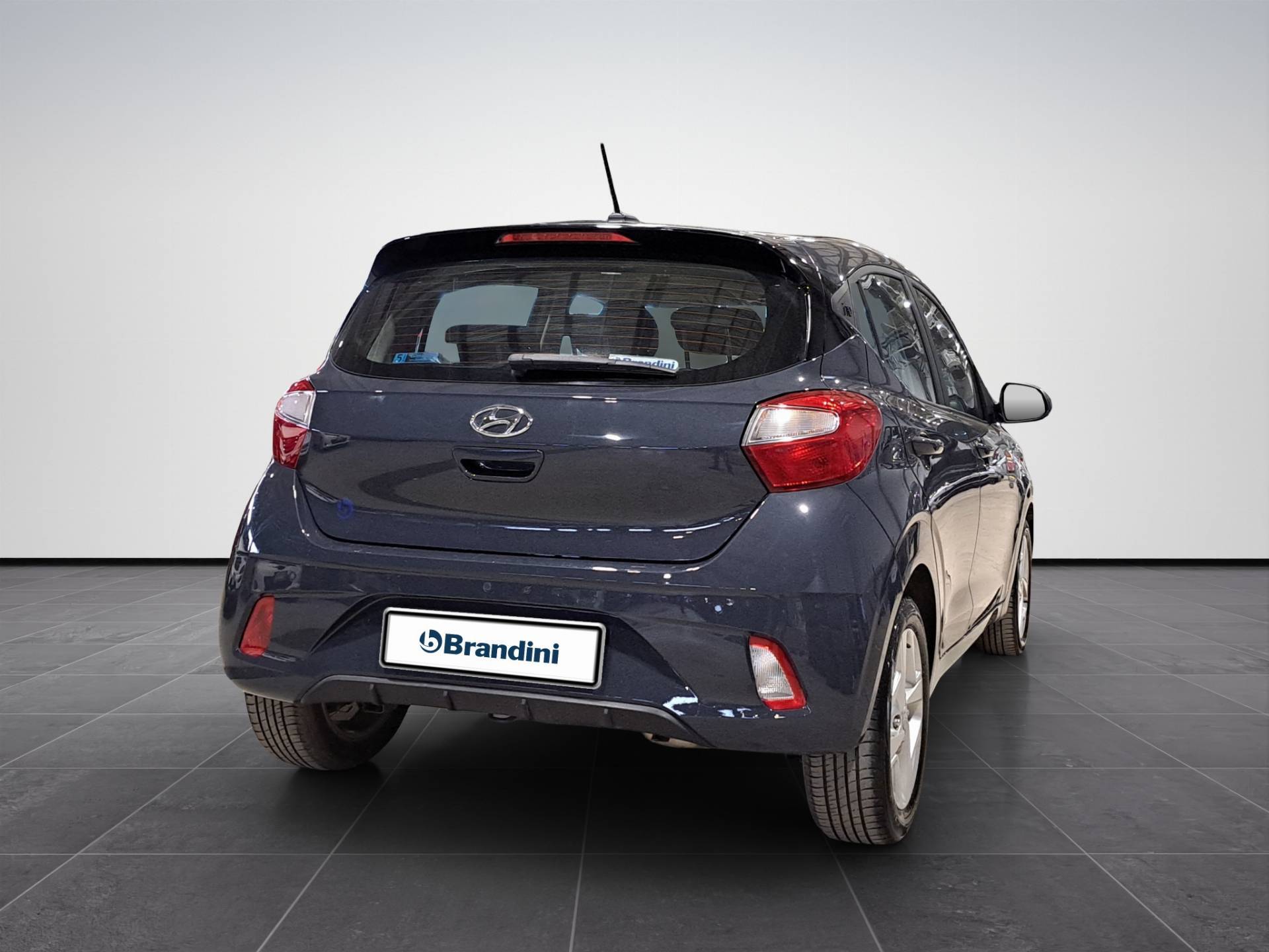 Auto Venduta - HYUNDAI I10 i10 1.0 mpi Tech at usata in pronta consegna - Brandini
