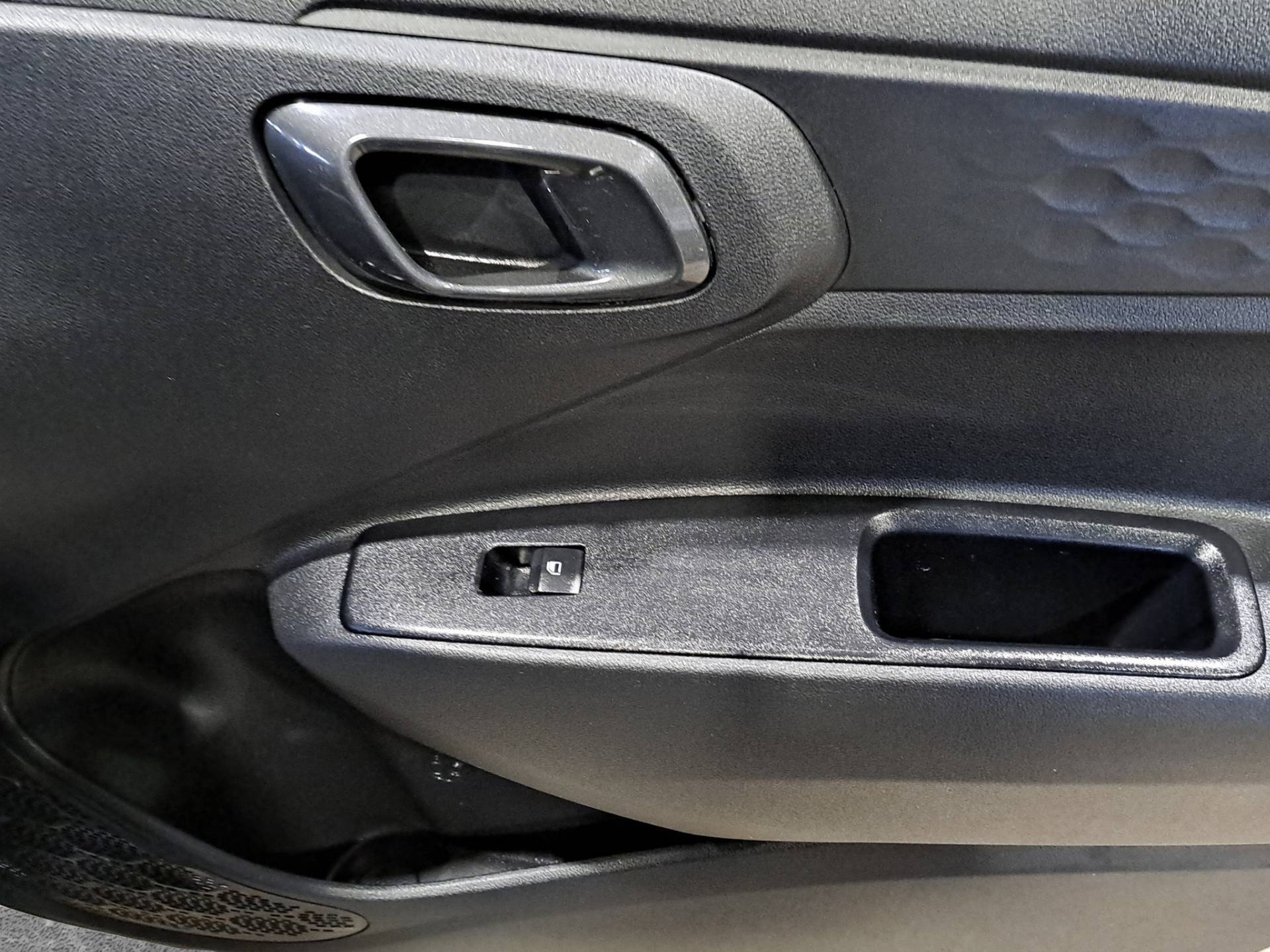 Auto Venduta - HYUNDAI I10 i10 1.0 mpi Tech at usata in pronta consegna - Brandini