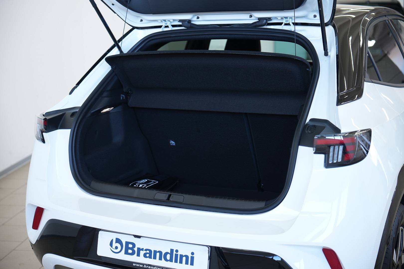 Auto Venduta - OPEL Mokka Mokka 1.2 hybrid GS 145cv dct6 usata in pronta consegna - Brandini