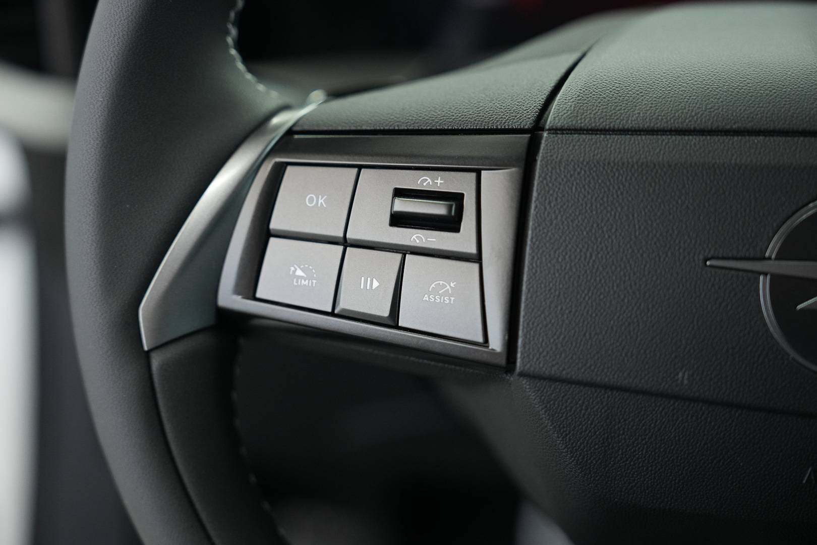 Auto Venduta - OPEL Mokka Mokka 1.2 hybrid GS 145cv dct6 usata in pronta consegna - Brandini