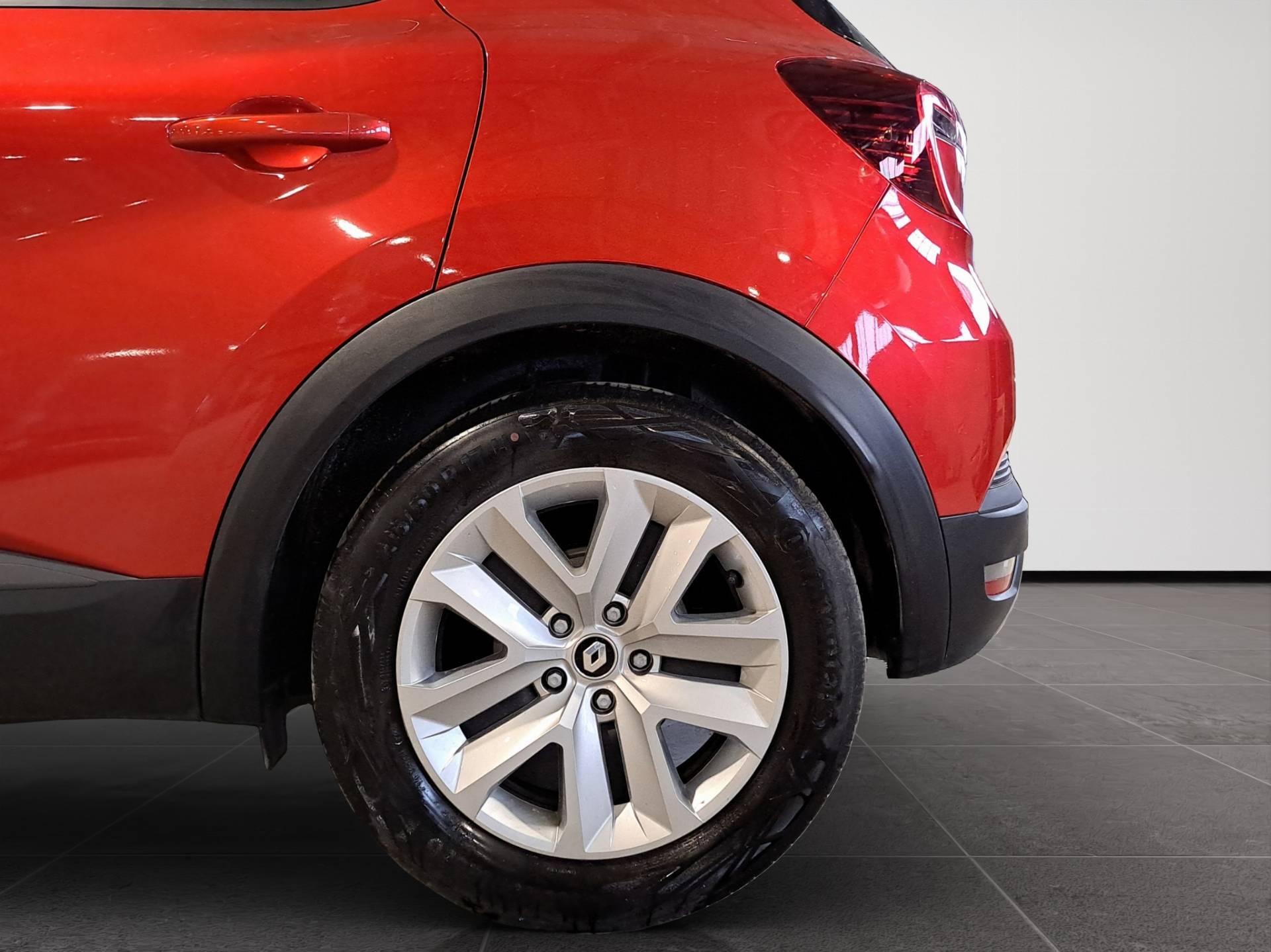 Auto Venduta - RENAULT Captur Captur 1.6 E-Tech full hybrid Equilibre 145cv auto usata in pronta consegna - Brandini