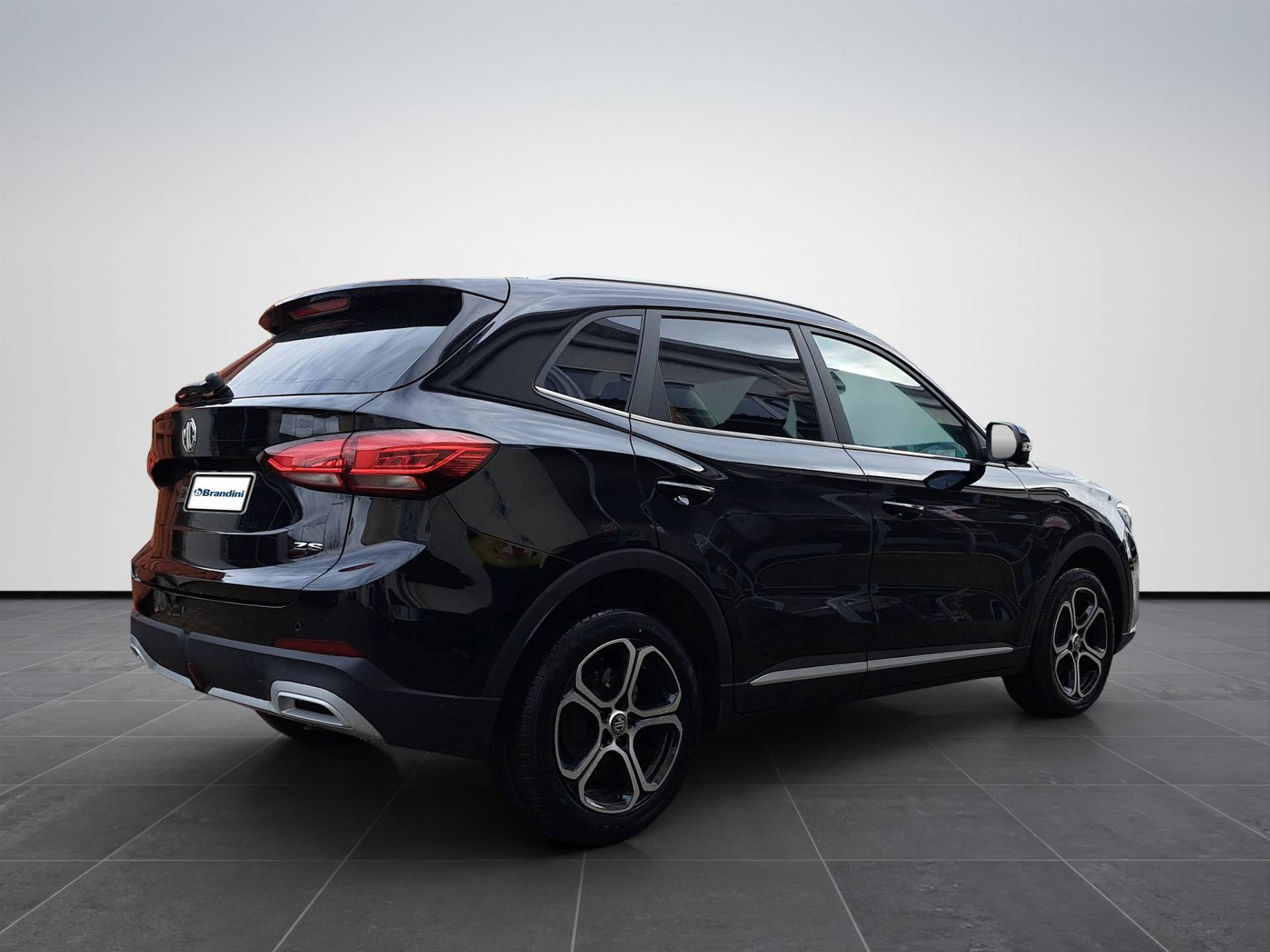 Auto Venduta - MG ZS ZS 1.5l MT Com MY25.5 Pebble Black usata in pronta consegna - Brandini