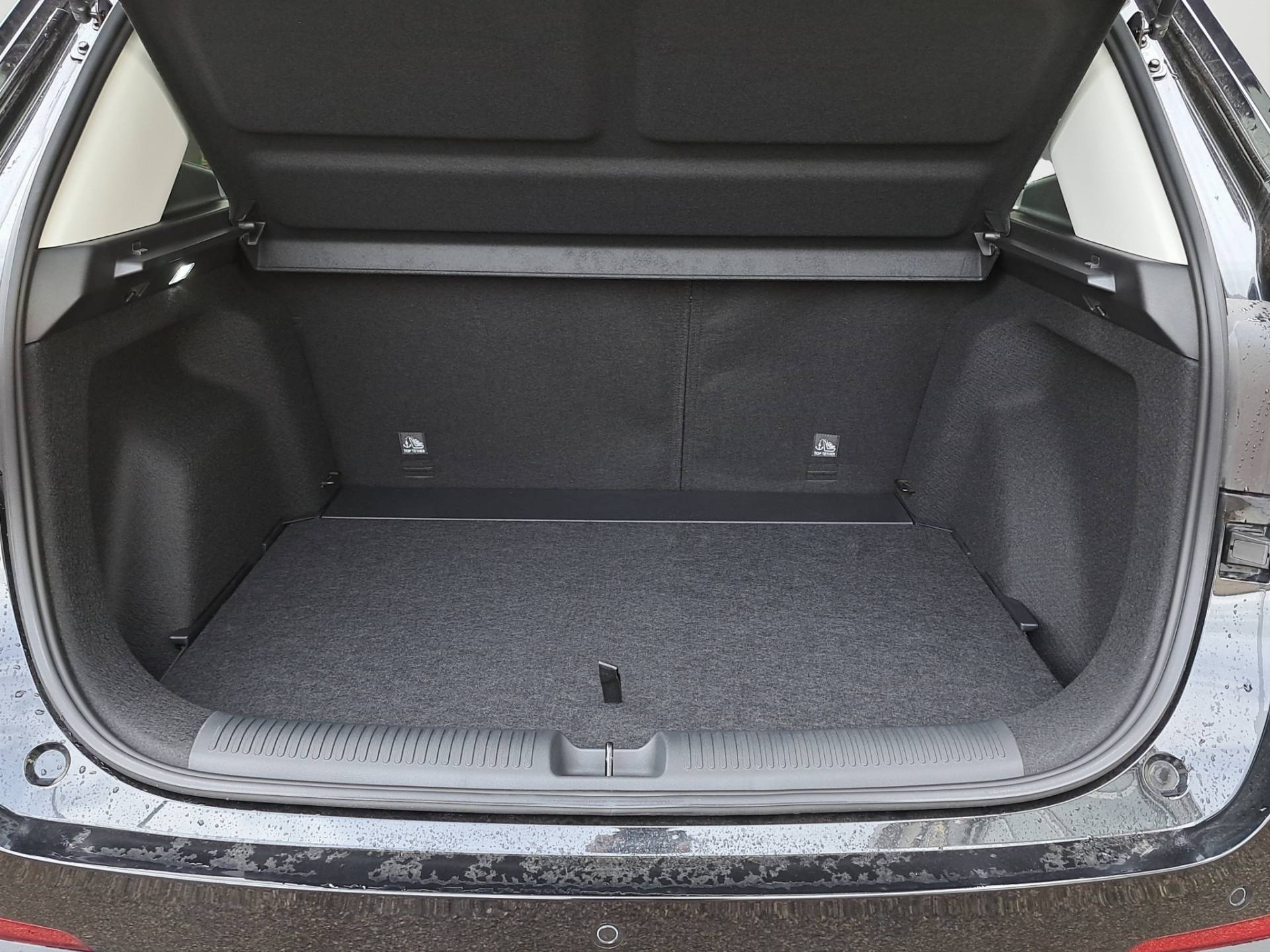 Auto Venduta - MG ZS ZS 1.5l MT Com MY25.5 Pebble Black usata in pronta consegna - Brandini