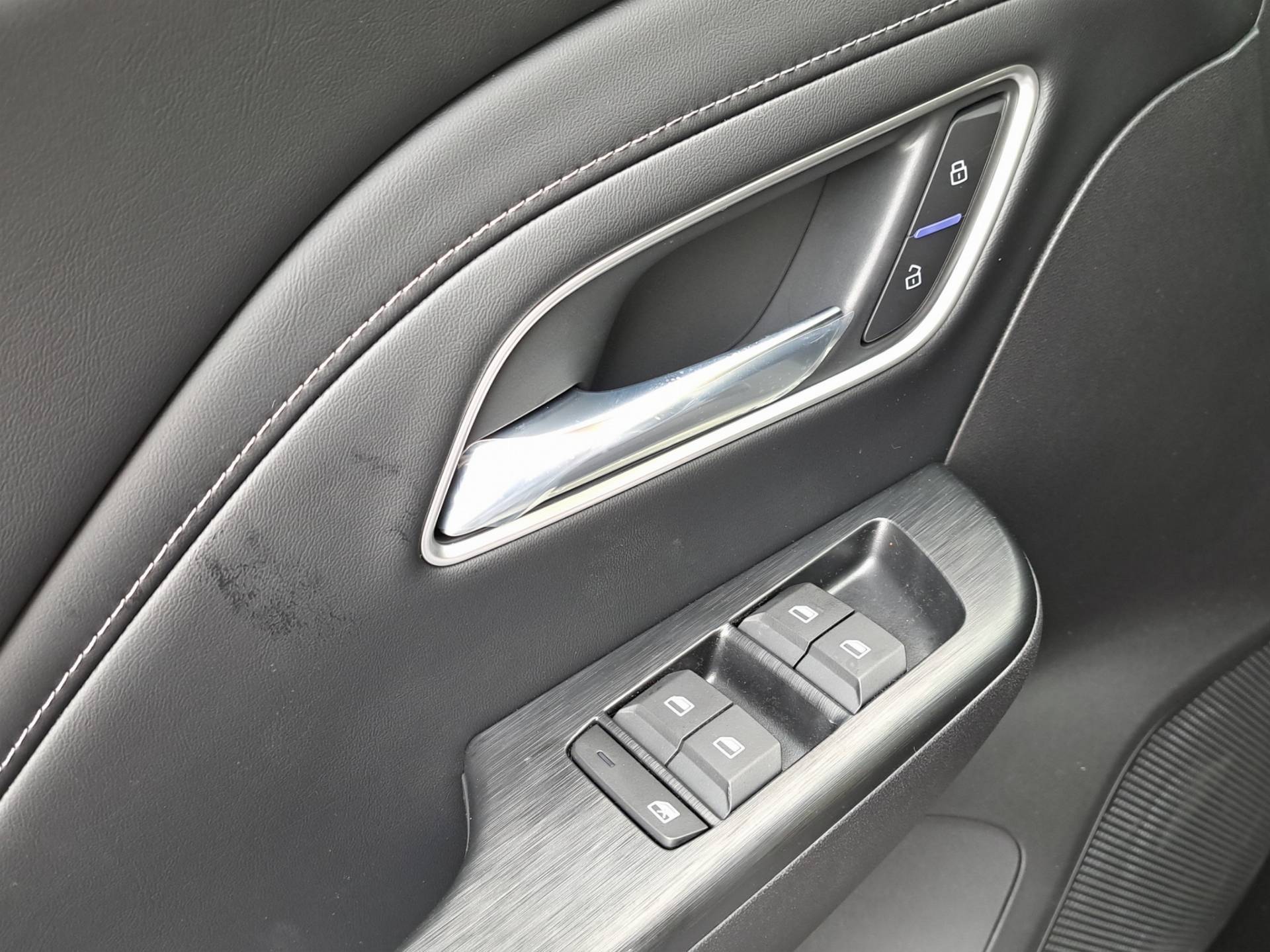 Auto Venduta - MG ZS ZS 1.5l MT Com MY25.5 Pebble Black usata in pronta consegna - Brandini