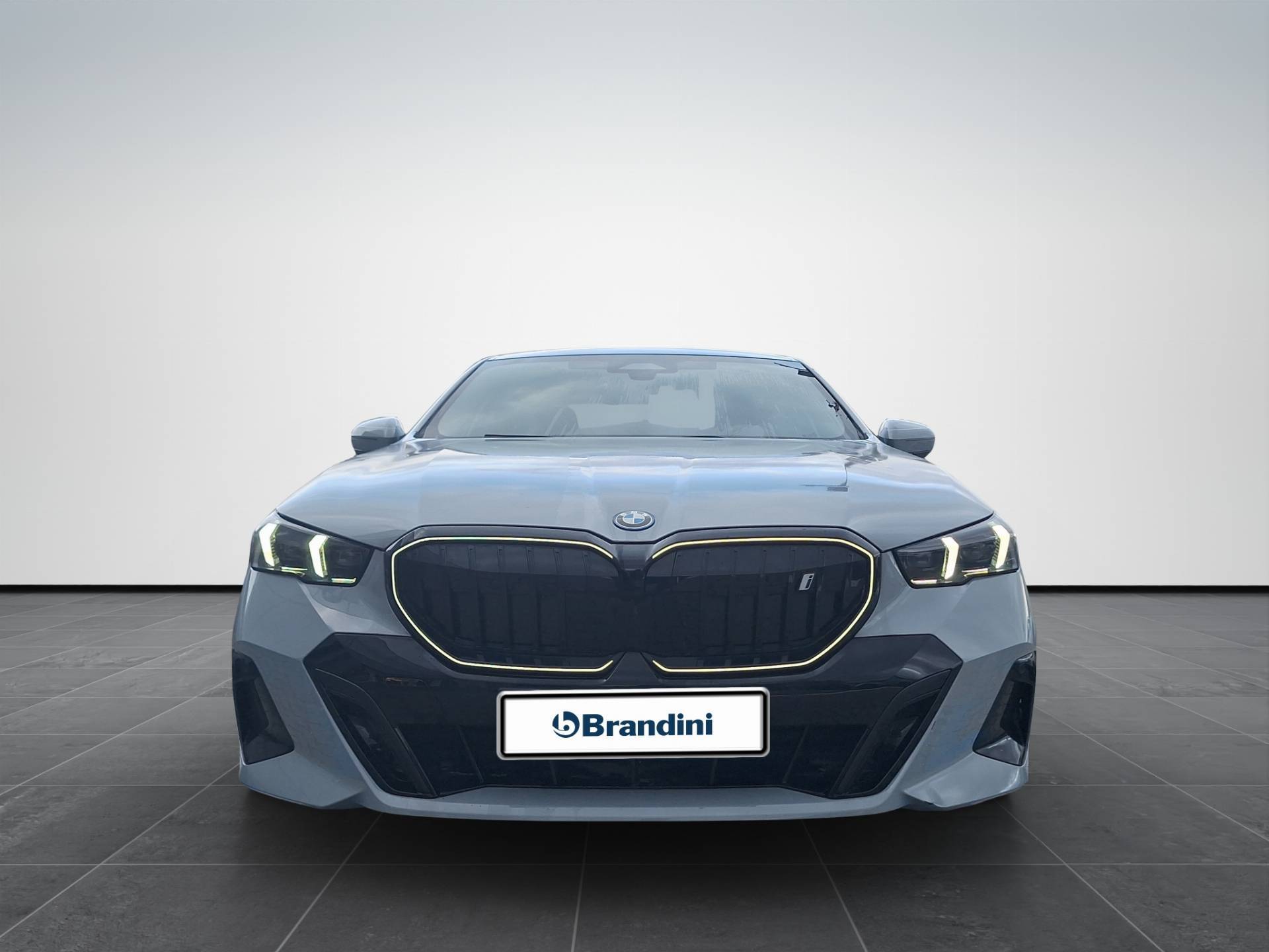 BMW Serie 5 Berlina i5 edrive40 usata in pronta consegna - Brandini