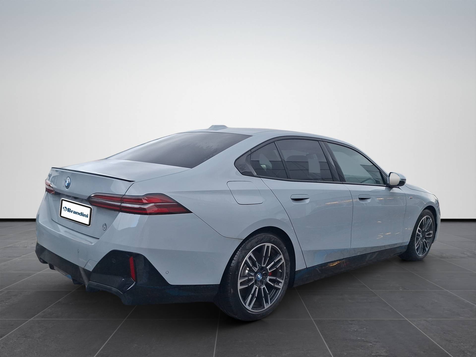 BMW Serie 5 Berlina i5 edrive40 usata in pronta consegna - Brandini