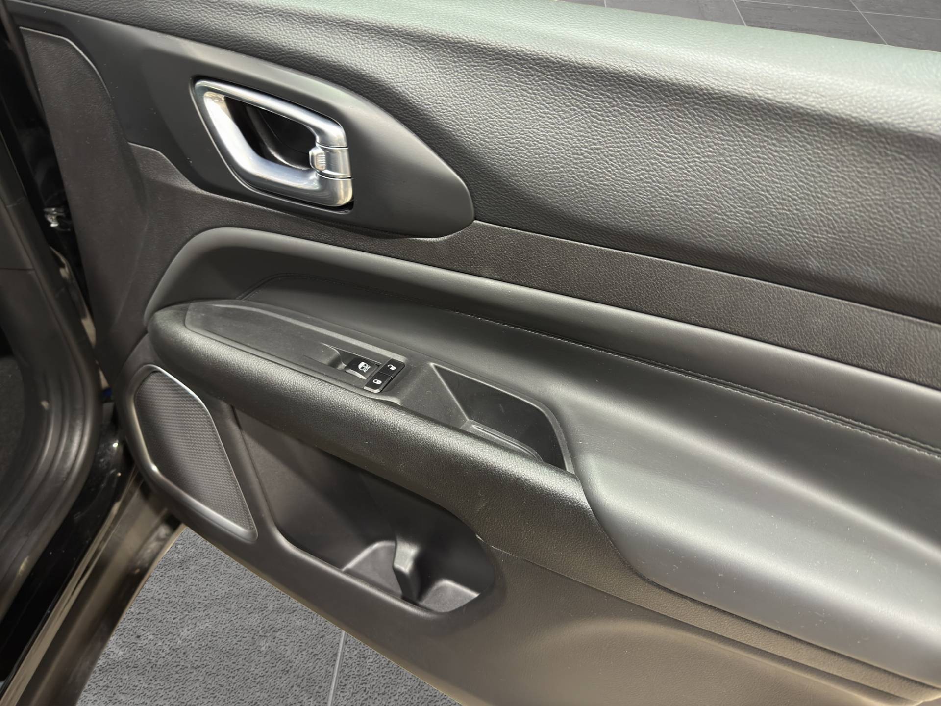 Auto Venduta - JEEP Compass Compass 1.5 turbo t4 mhev Altitude 2wd 130cv dct usata in pronta consegna - Brandini