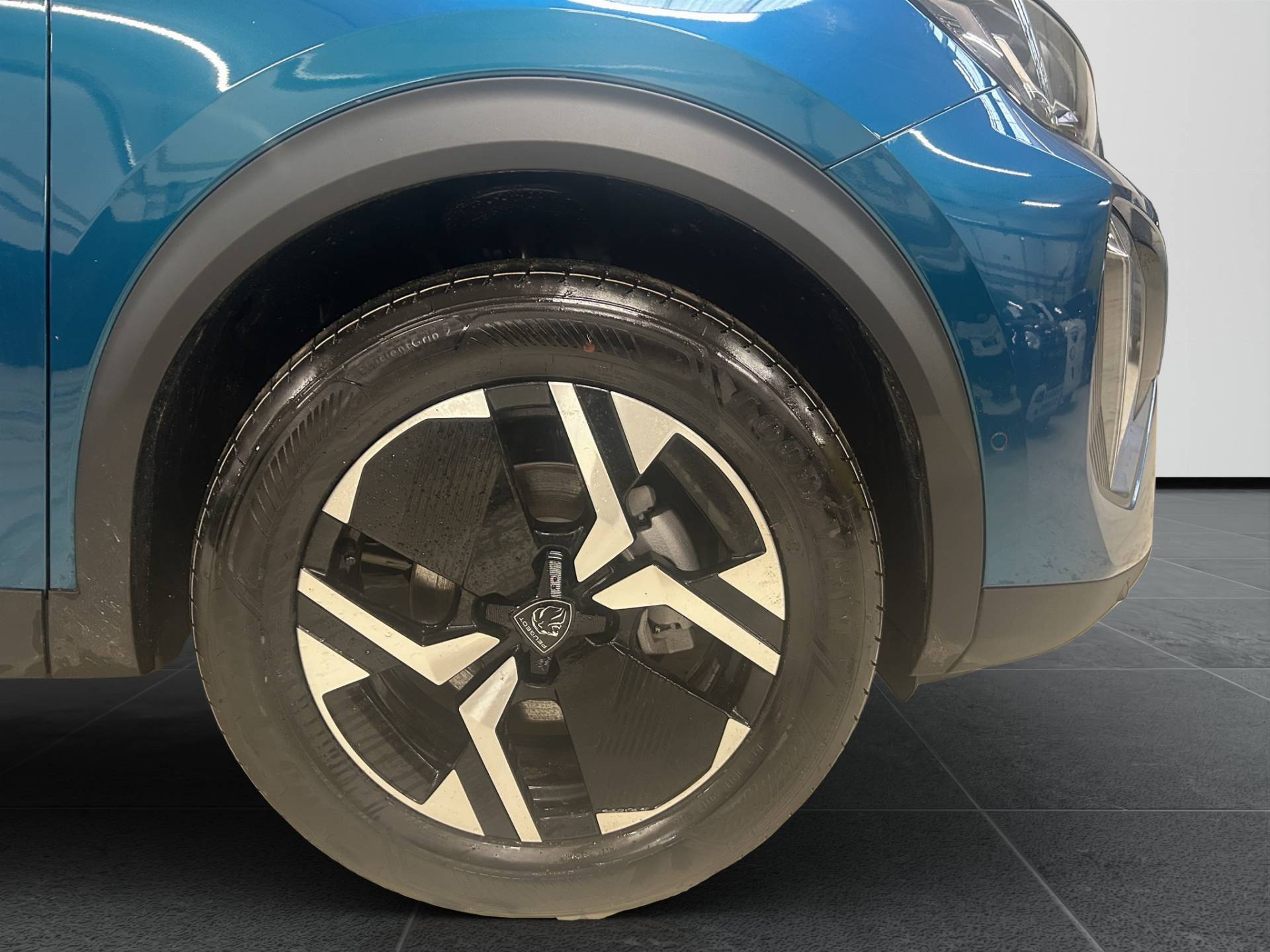 PEUGEOT 2008 2008 1.2 puretech Allure s&s 100cv usata in pronta consegna - Brandini