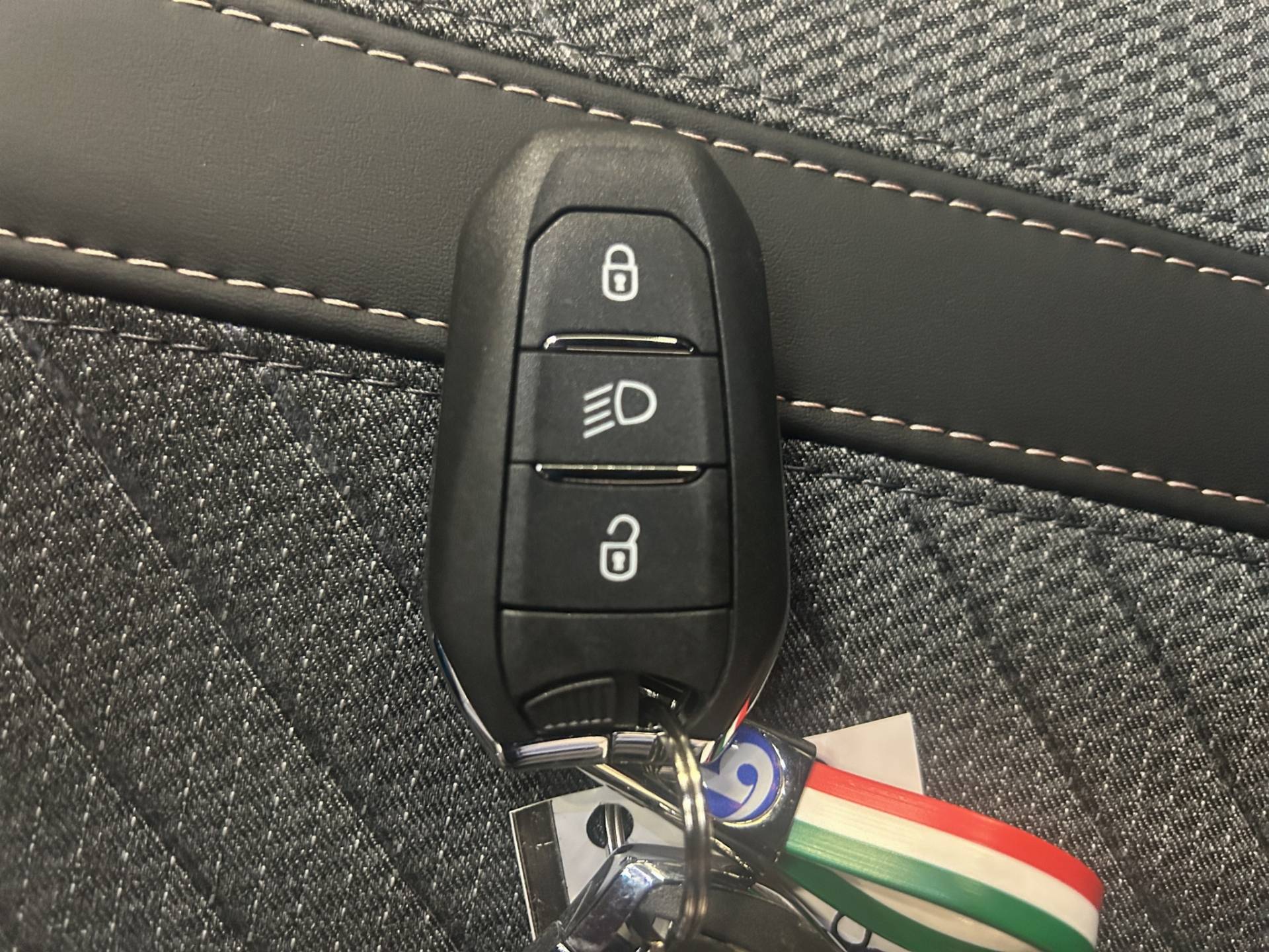 PEUGEOT 2008 2008 1.2 puretech Allure s&s 100cv usata in pronta consegna - Brandini