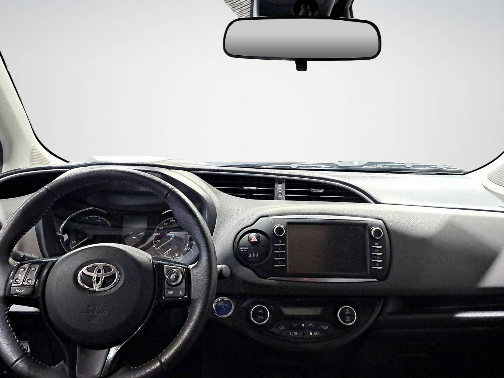 Auto Venduta - TOYOTA Yaris Yaris 5p 1.5 hybrid Active my18 usata in pronta consegna - Brandini