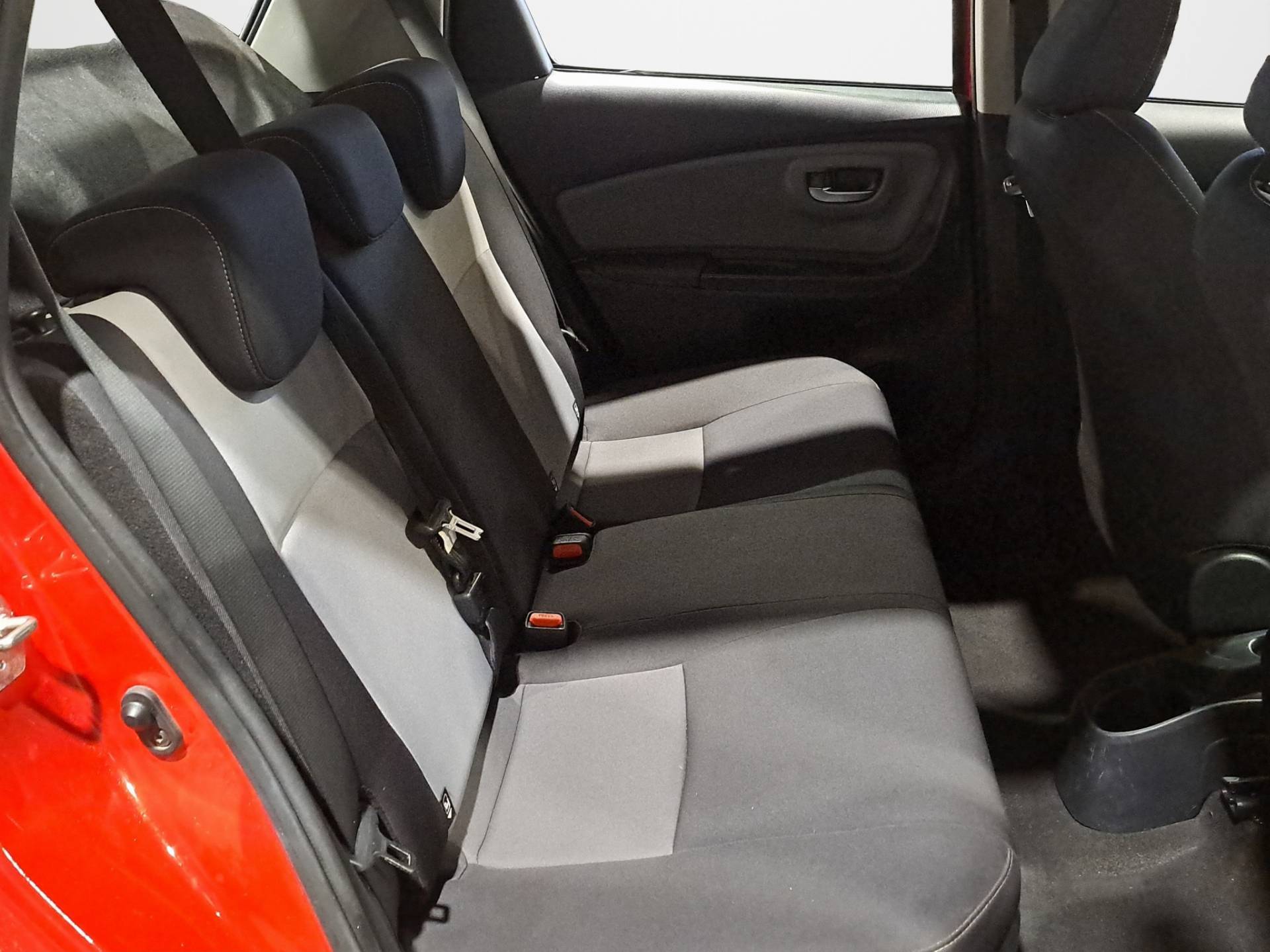 Auto Venduta - TOYOTA Yaris Yaris 5p 1.5 hybrid Active my18 usata in pronta consegna - Brandini