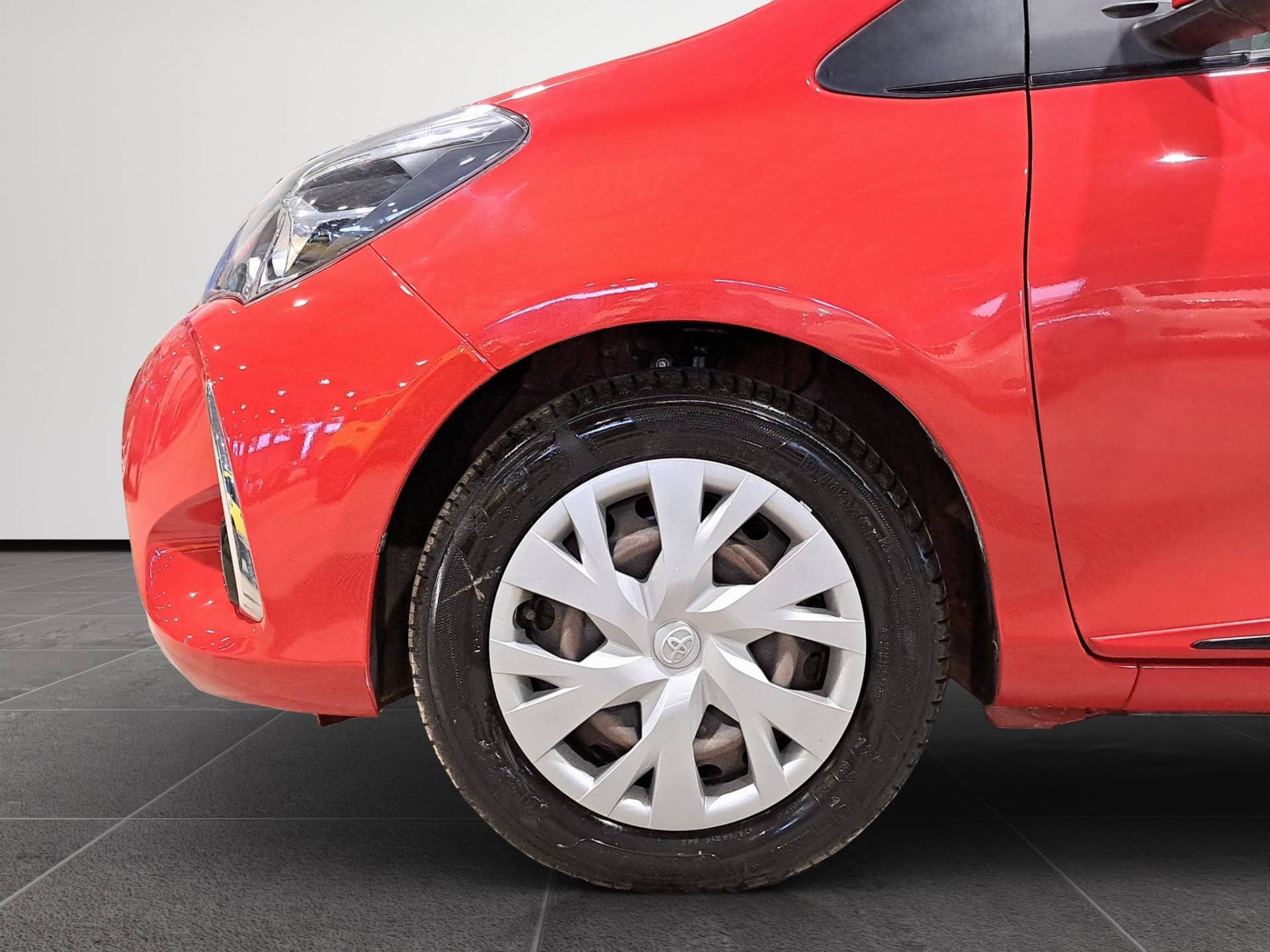 Auto Venduta - TOYOTA Yaris Yaris 5p 1.5 hybrid Active my18 usata in pronta consegna - Brandini