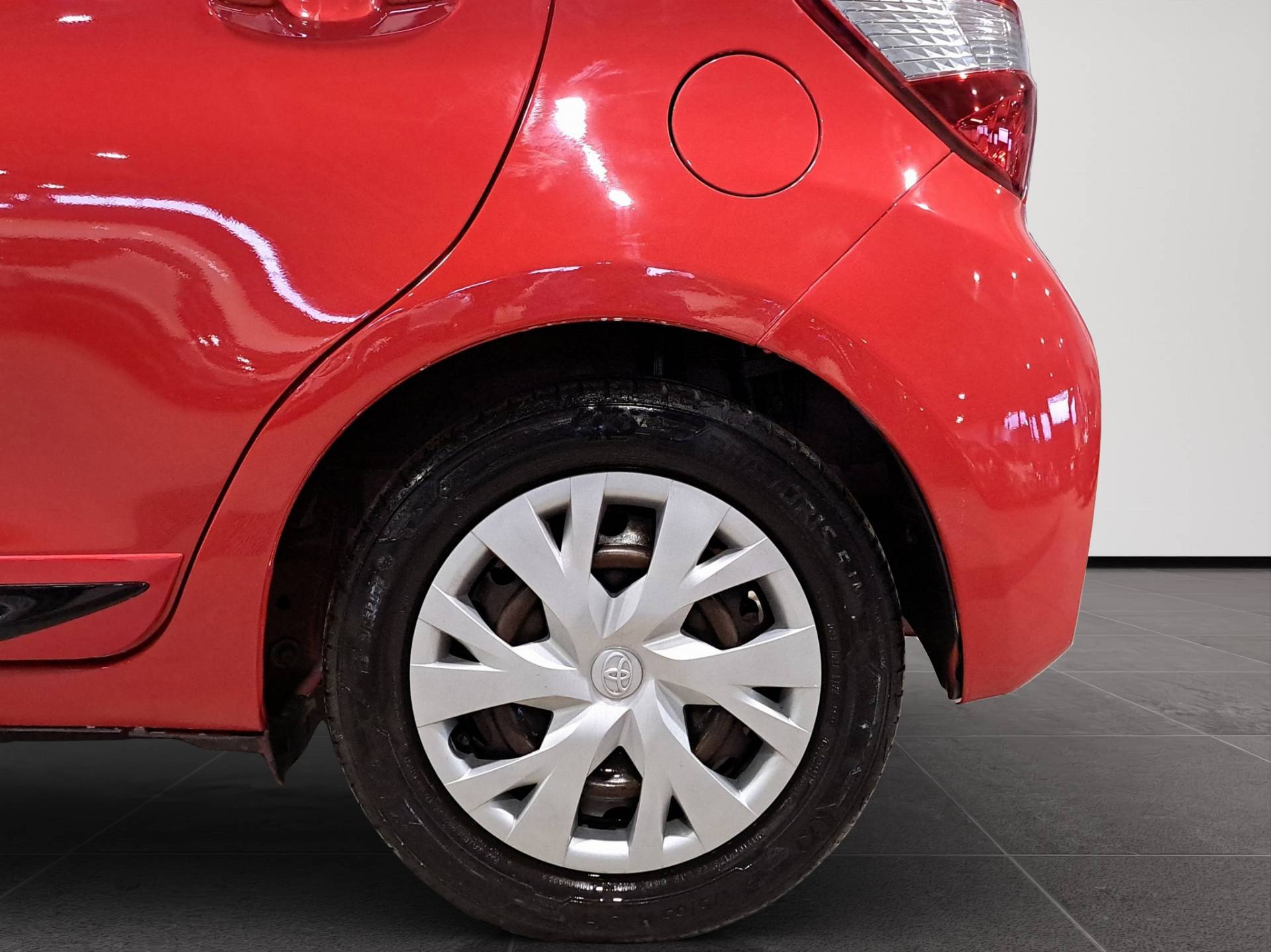 Auto Venduta - TOYOTA Yaris Yaris 5p 1.5 hybrid Active my18 usata in pronta consegna - Brandini