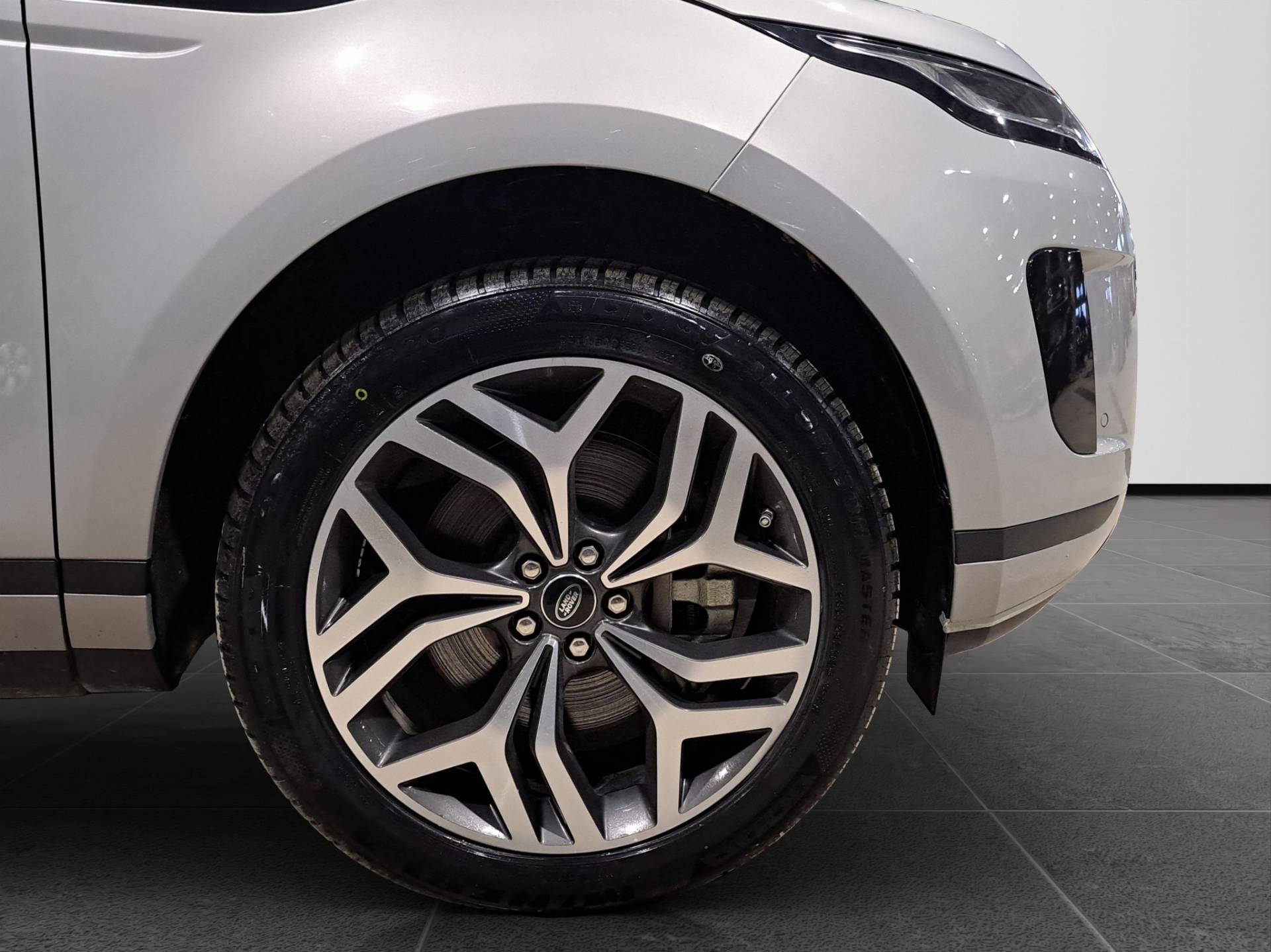 LAND ROVER Range Rover Evoque Evoque 2.0d i4 mhev R-Dynamic SE awd 150cv auto usata in pronta consegna - Brandini