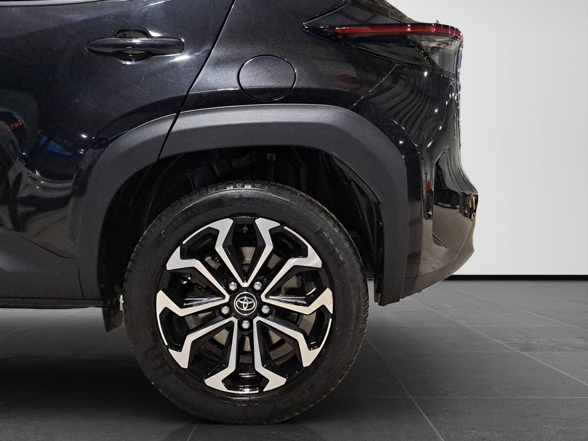 Auto Venduta - TOYOTA Yaris Cross Yaris Cross 1.5h Active fwd 116cv e-cvt usata in pronta consegna - Brandini