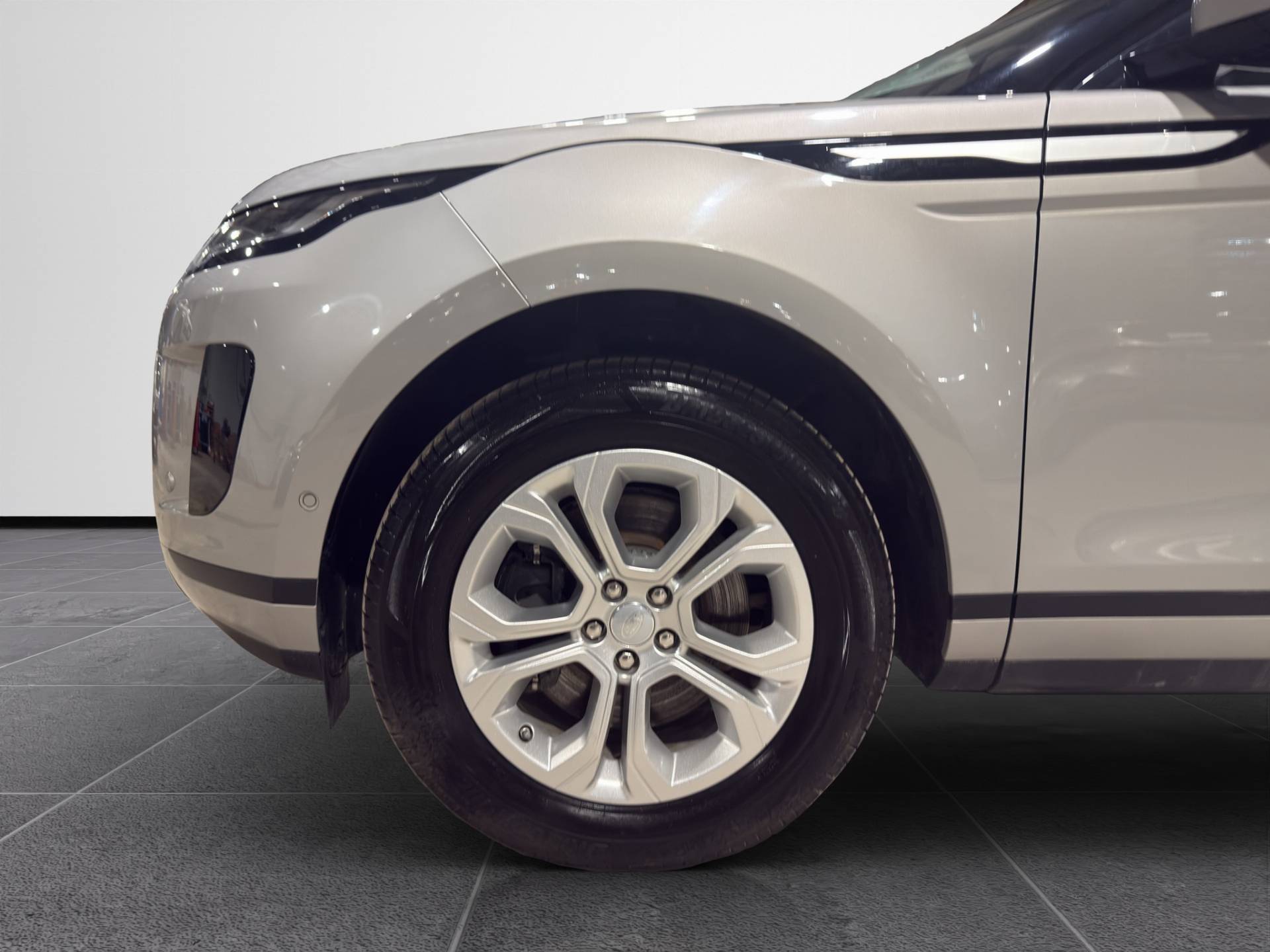 LAND ROVER Range Rover Evoque Evoque 2.0d i4 mhev SE awd 163cv auto usata in pronta consegna - Brandini