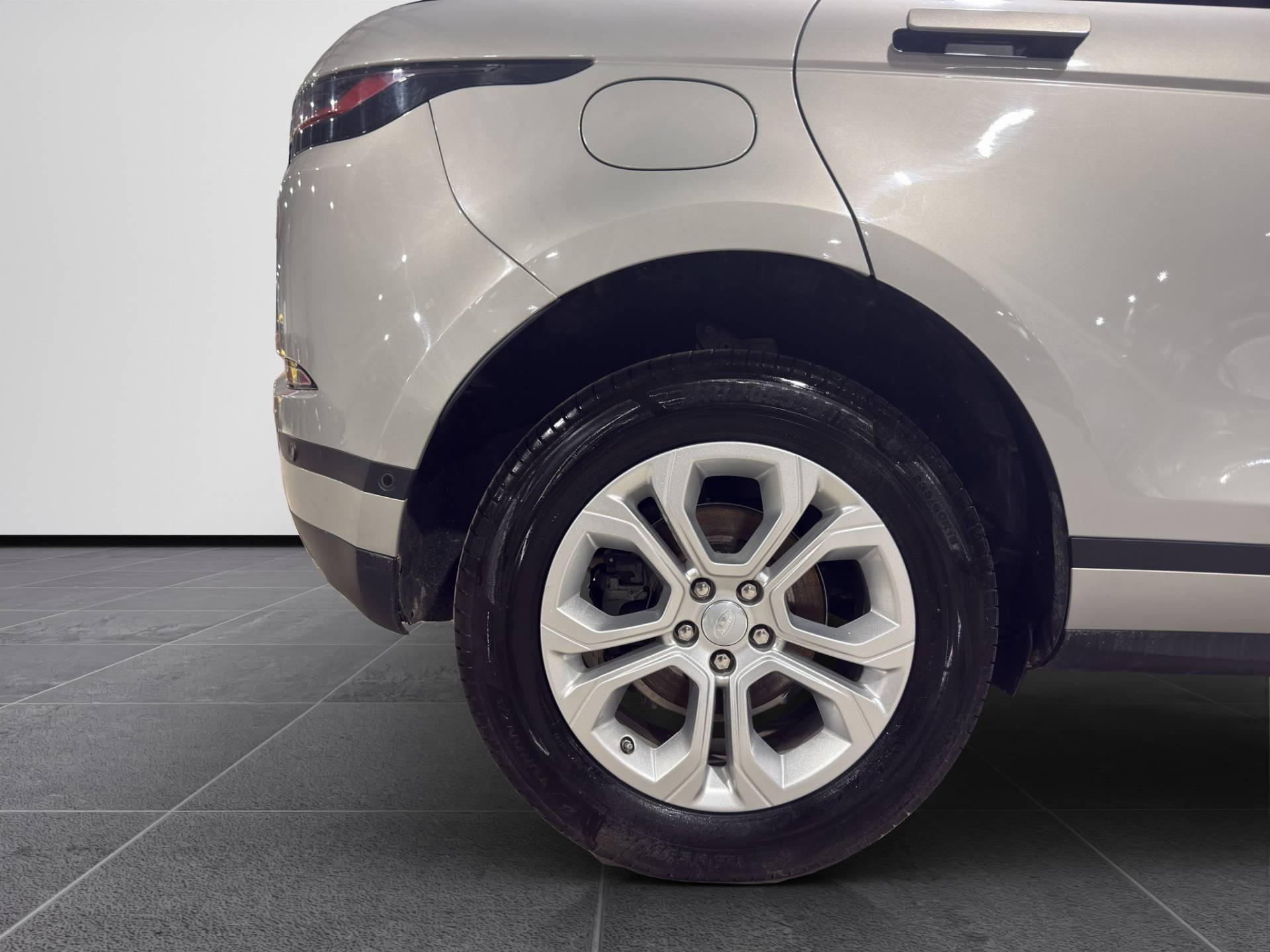LAND ROVER Range Rover Evoque Evoque 2.0d i4 mhev SE awd 163cv auto usata in pronta consegna - Brandini