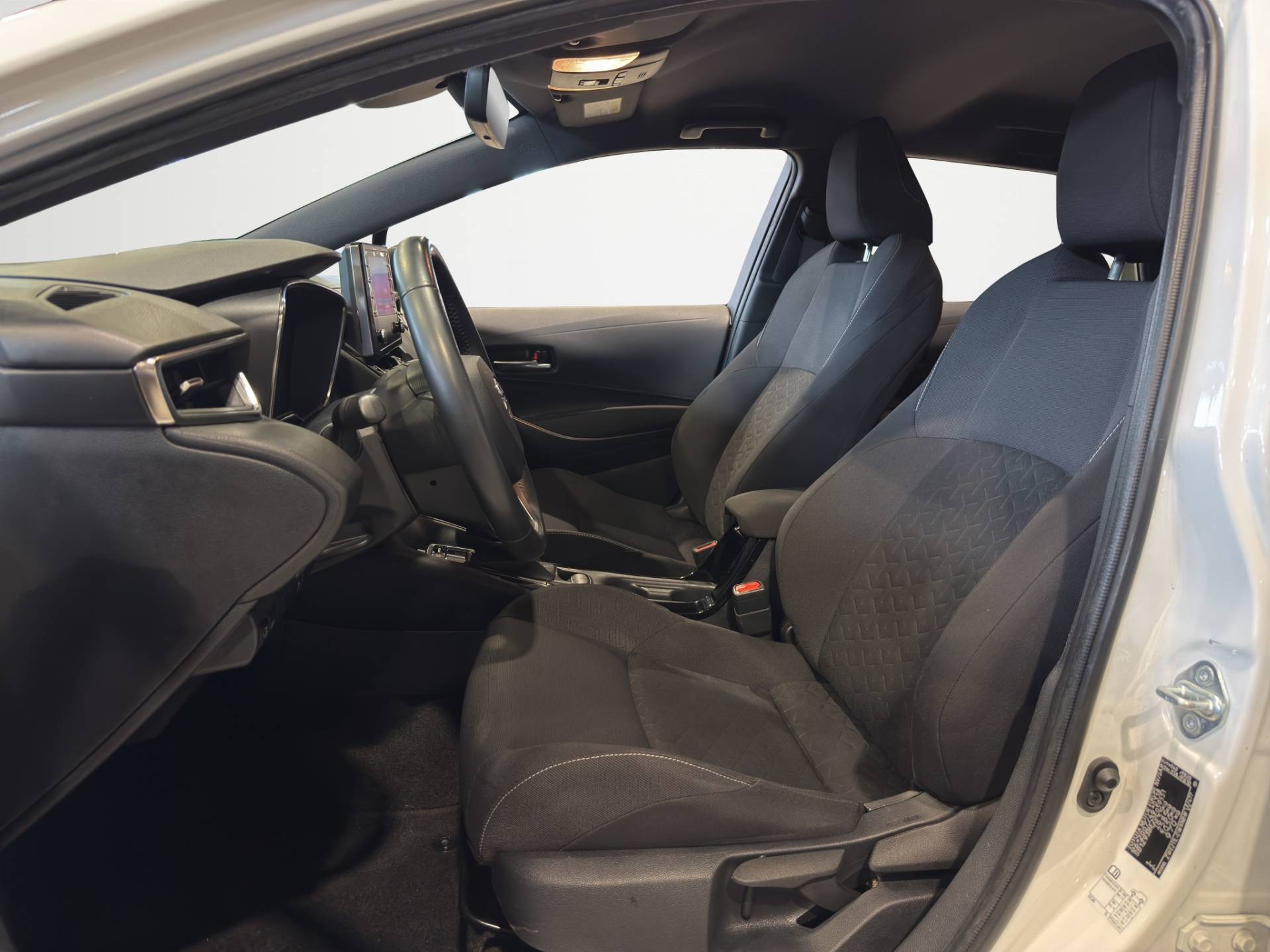 Auto Venduta - TOYOTA Corolla Touring Corolla Touring Sports 1.8 hybrid Business cvt usata in pronta consegna - Brandini