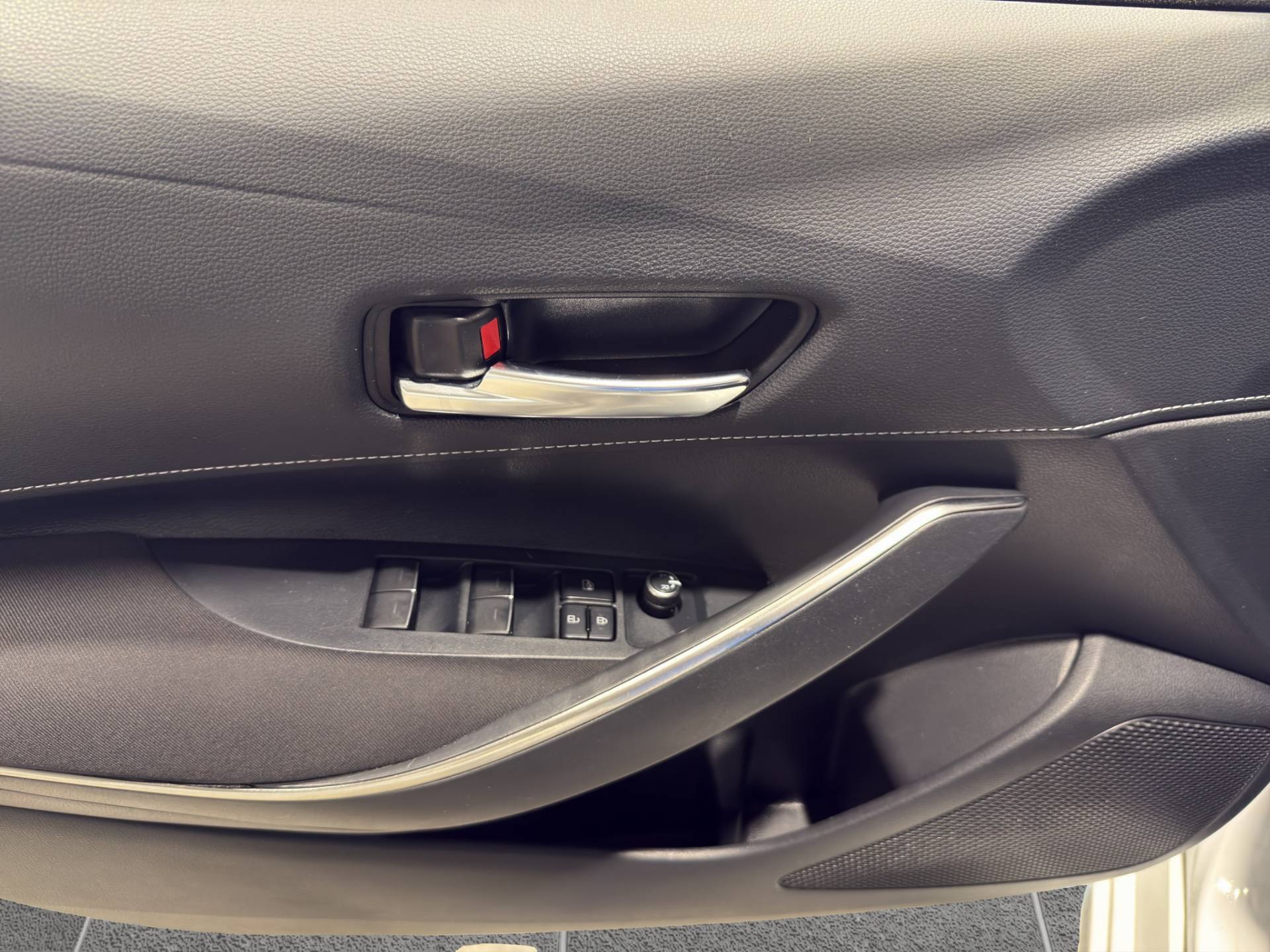 Auto Venduta - TOYOTA Corolla Touring Corolla Touring Sports 1.8 hybrid Business cvt usata in pronta consegna - Brandini