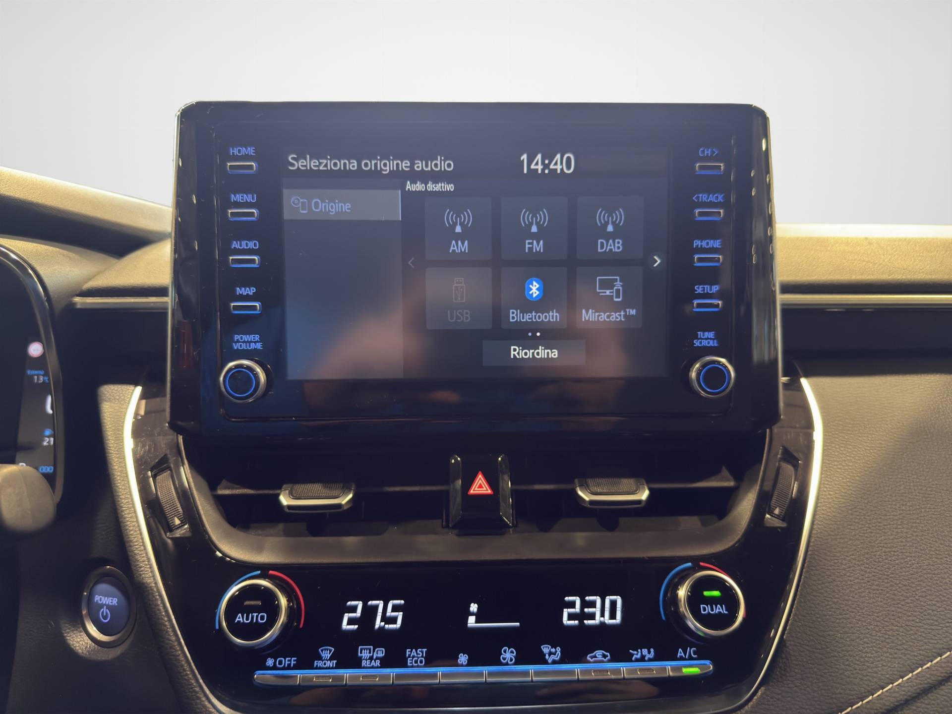 Auto Venduta - TOYOTA Corolla Touring Corolla Touring Sports 1.8 hybrid Business cvt usata in pronta consegna - Brandini