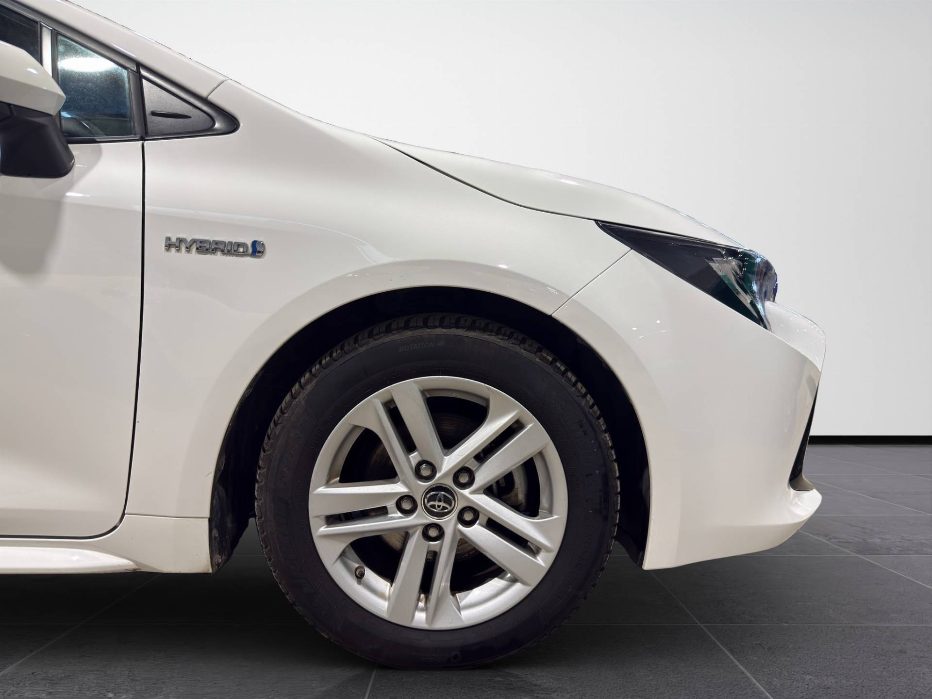 Auto Venduta - TOYOTA Corolla Touring Corolla Touring Sports 1.8 hybrid Business cvt usata in pronta consegna - Brandini