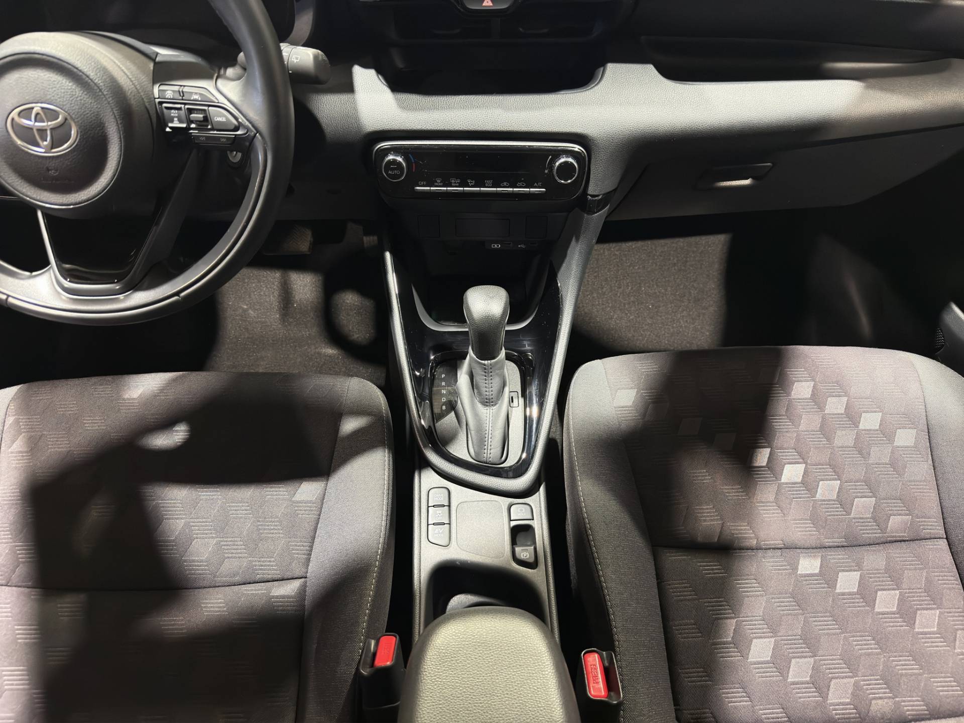 Auto Venduta - TOYOTA Yaris Yaris 1.5h Trend usata in pronta consegna - Brandini