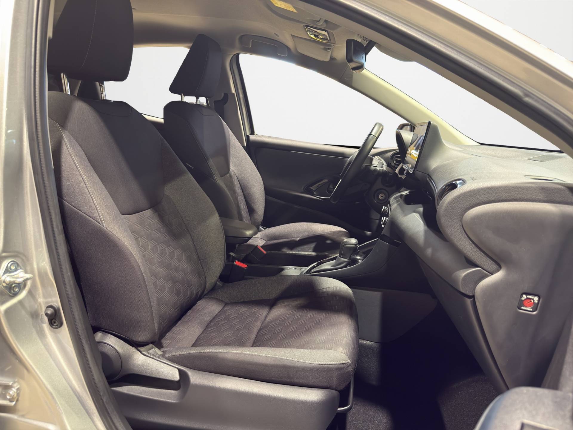 Auto Venduta - TOYOTA Yaris Yaris 1.5h Trend usata in pronta consegna - Brandini