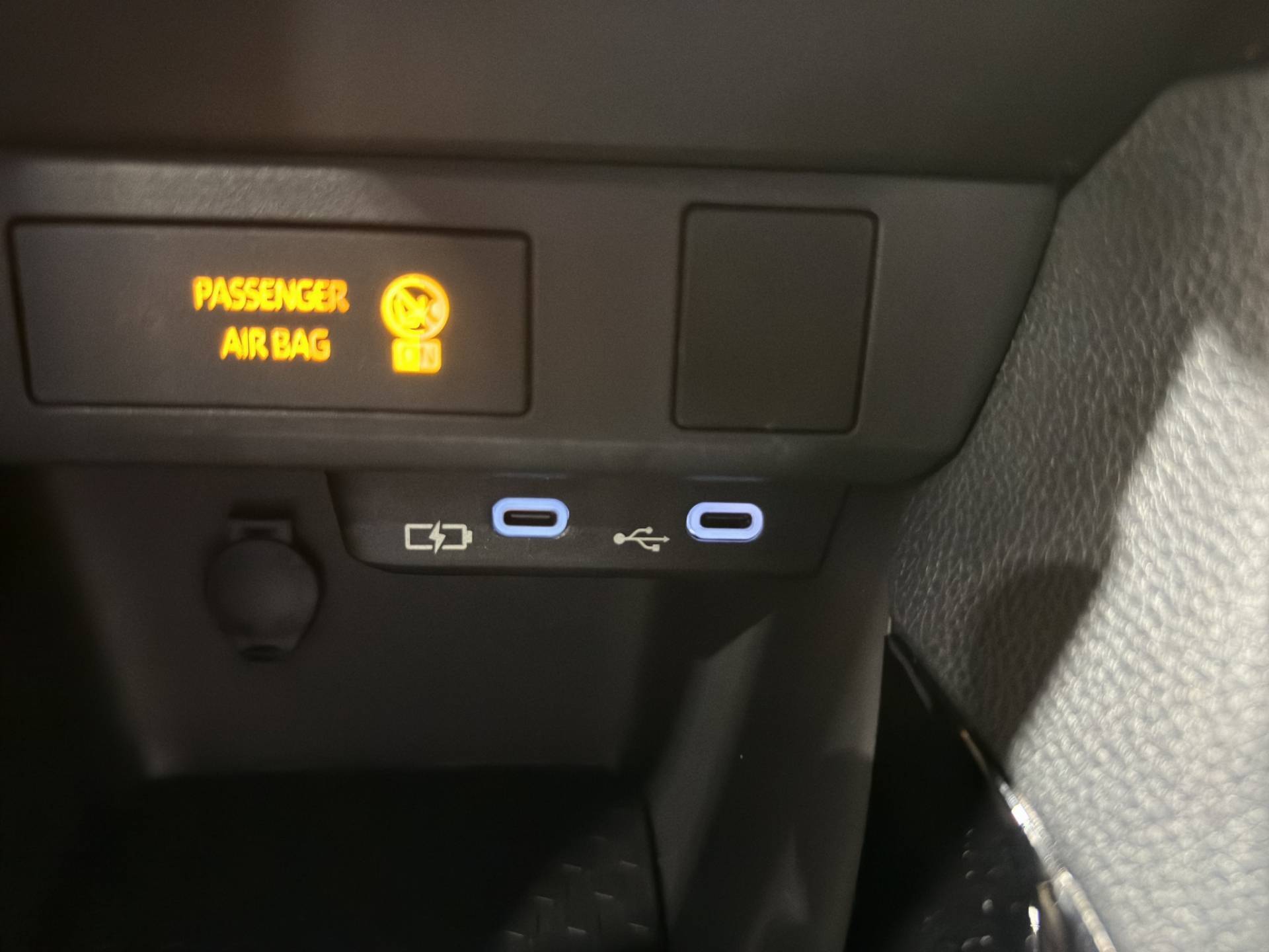 Auto Venduta - TOYOTA Yaris Yaris 1.5h Trend usata in pronta consegna - Brandini