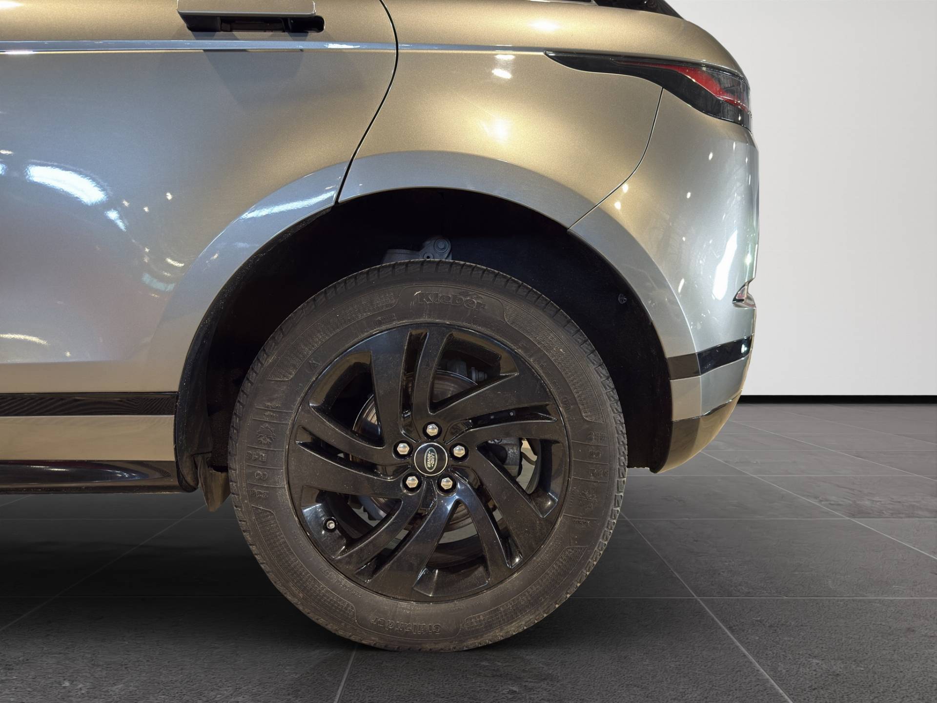 LAND ROVER Range Rover Evoque Evoque 2.0d i4 mhev awd 150cv auto usata in pronta consegna - Brandini