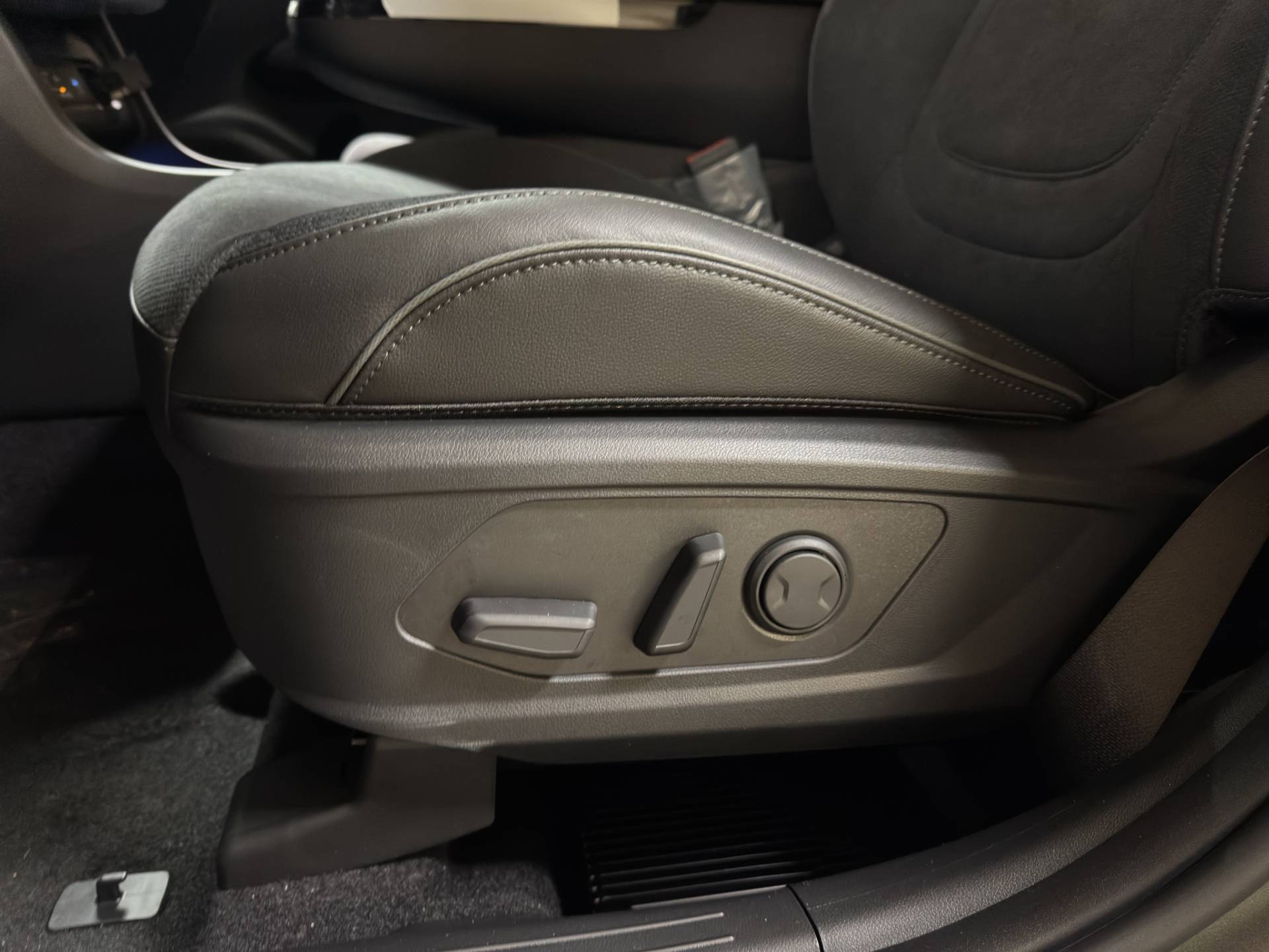 Auto Venduta - HYUNDAI Tucson TUCSON PE 1.6 HEV AT 2WD Exellence usata in pronta consegna - Brandini