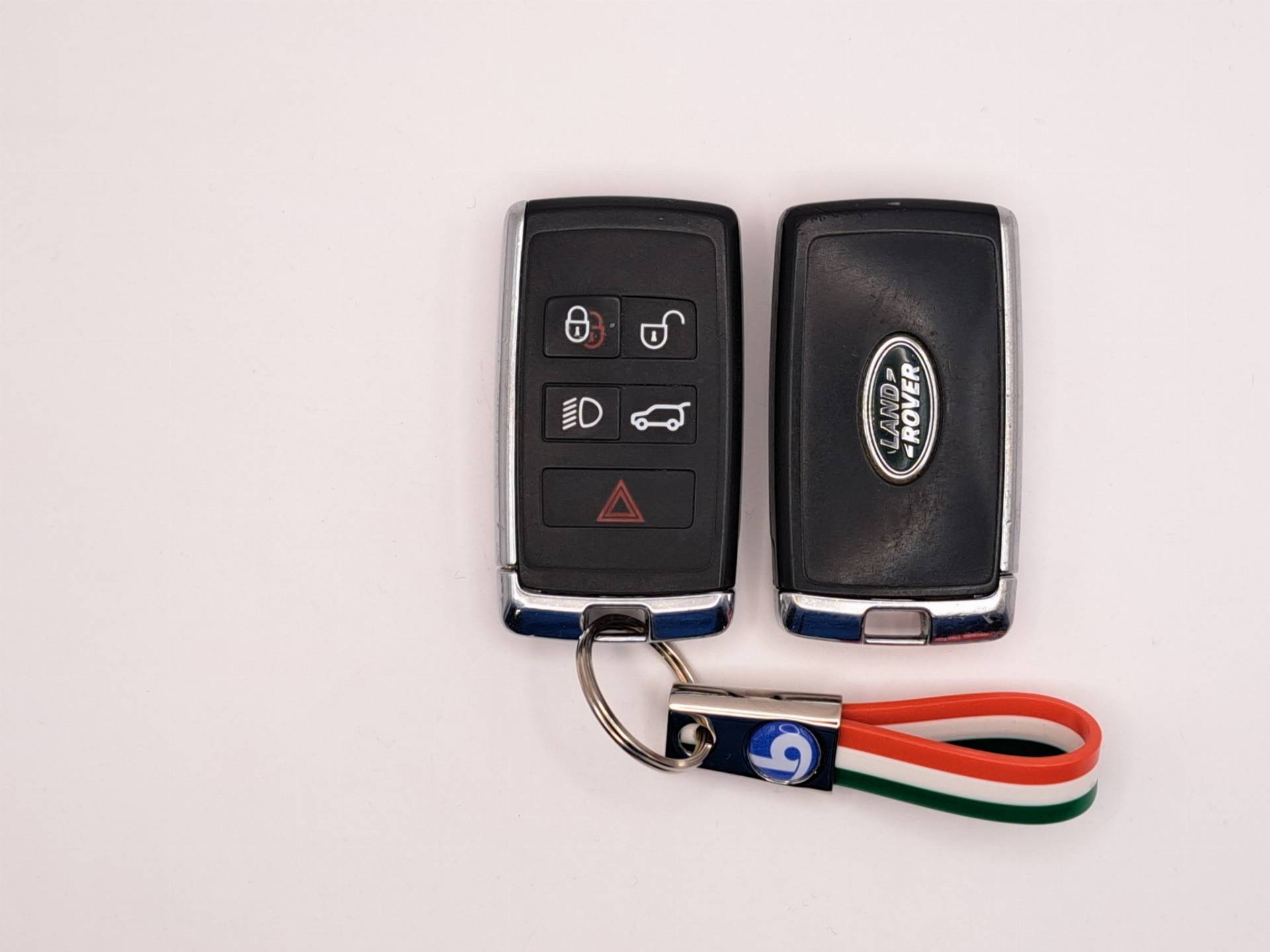 LAND ROVER Range Rover Velar Velar 2.0d i4 mhev S 4wd 204cv auto usata in pronta consegna - Brandini