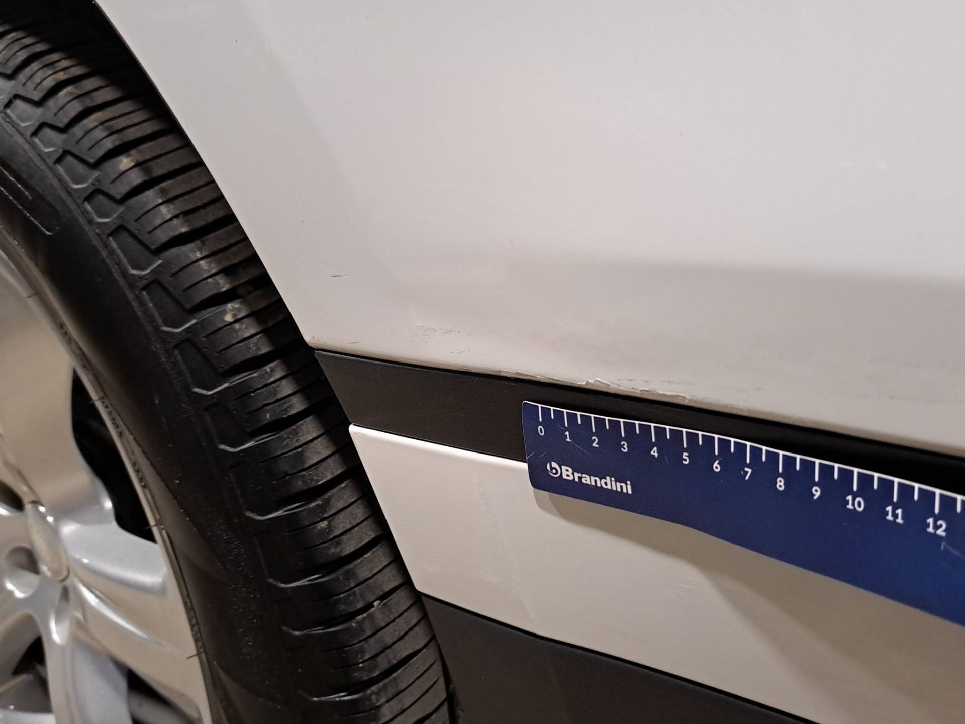 LAND ROVER Range Rover Velar Velar 2.0d i4 mhev S 4wd 204cv auto usata in pronta consegna - Brandini