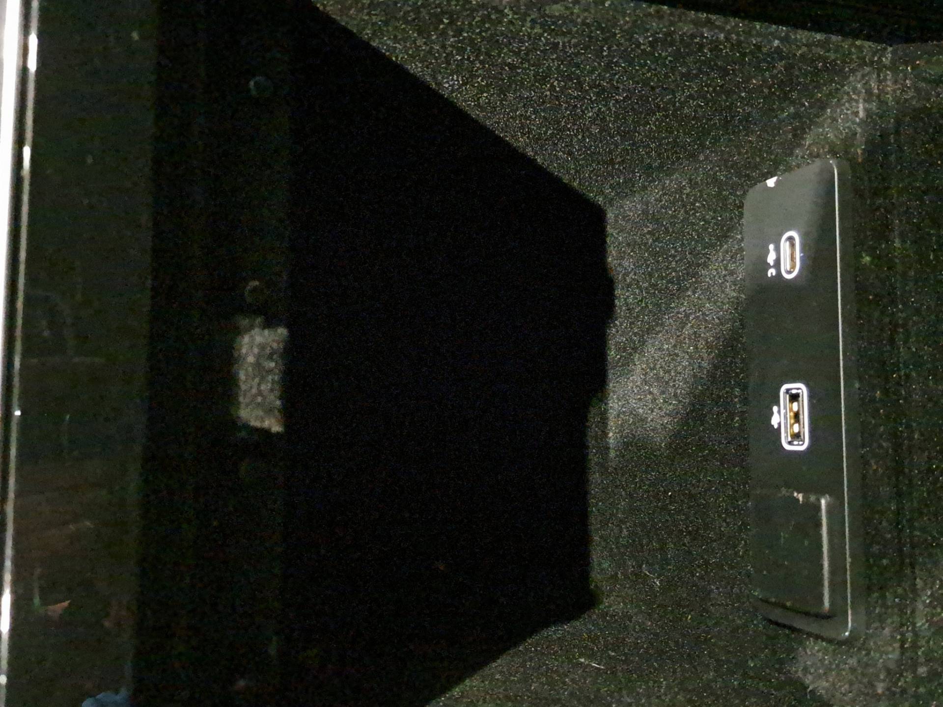 LAND ROVER Range Rover Velar Velar 2.0d i4 mhev S 4wd 204cv auto usata in pronta consegna - Brandini