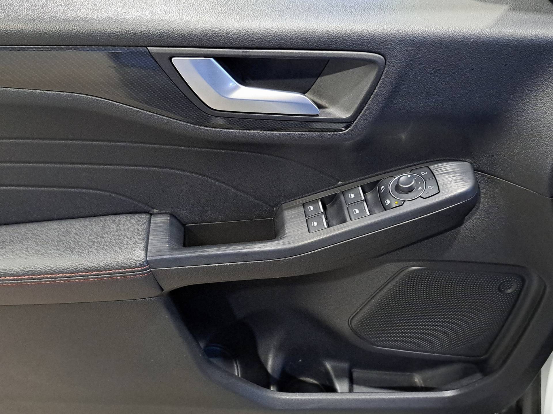 FORD Kuga Kuga 2.5 full hybrid ST-line X 2wd 190cv e-shifter usata in pronta consegna - Brandini