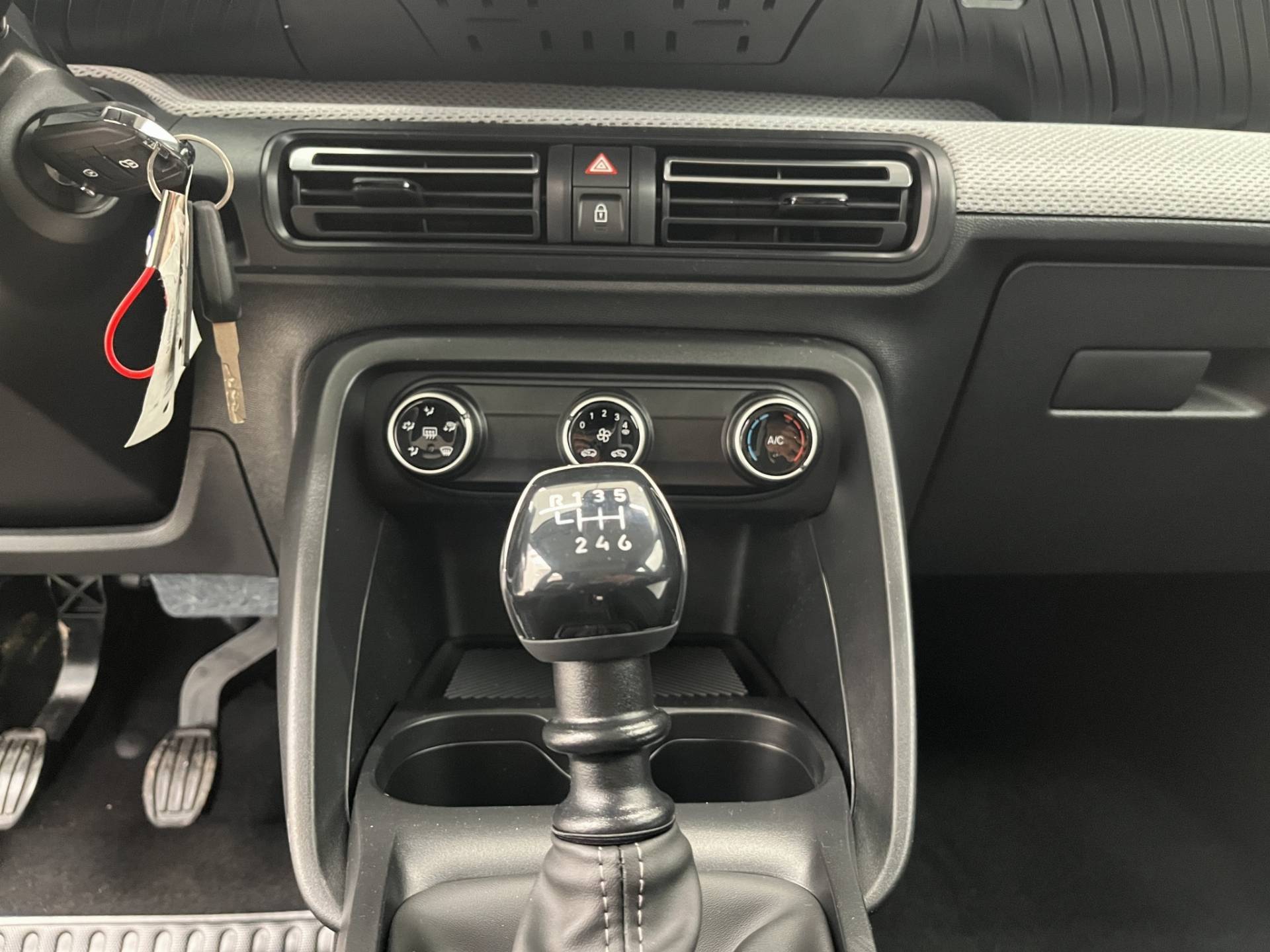 Auto Venduta - CITROEN NUOVA C3 C3 1.2 puretech turbo Plus 100cv s&s usata in pronta consegna - Brandini