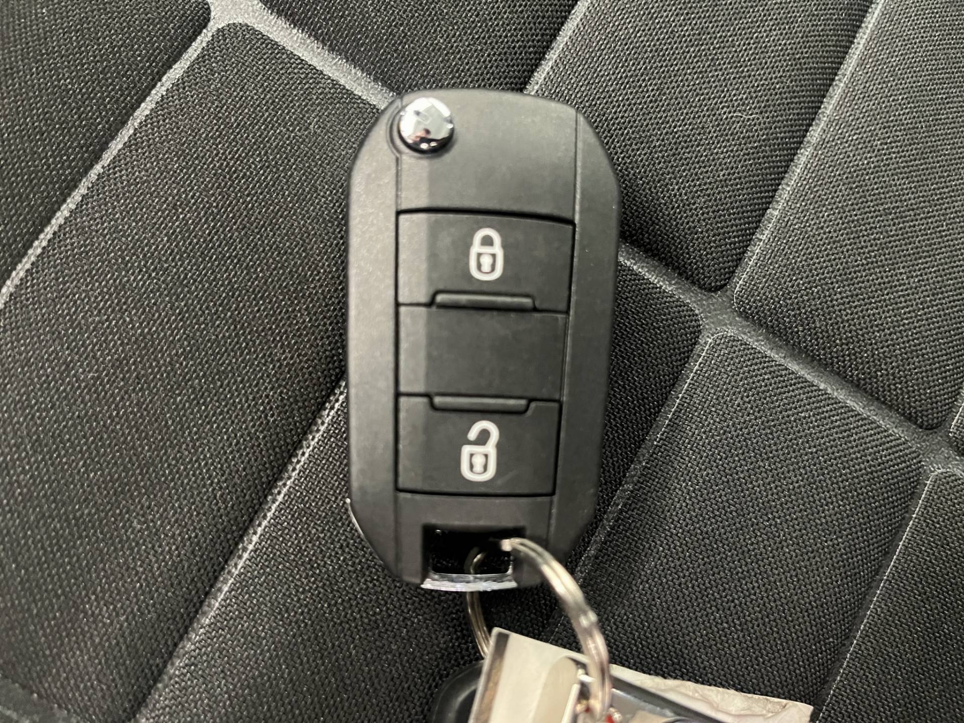 Auto Venduta - CITROEN NUOVA C3 C3 1.2 puretech turbo Plus 100cv s&s usata in pronta consegna - Brandini