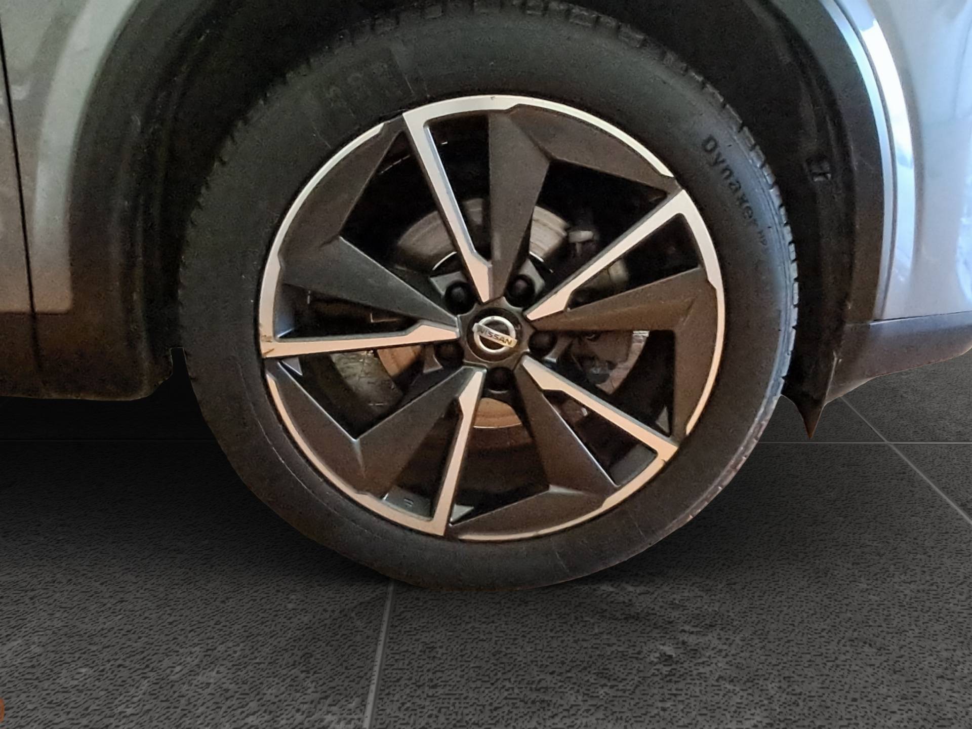 Auto Venduta - NISSAN Qashqai Qashqai 1.3 mild hybrid Tekna 2wd 140cv usata in pronta consegna - Brandini