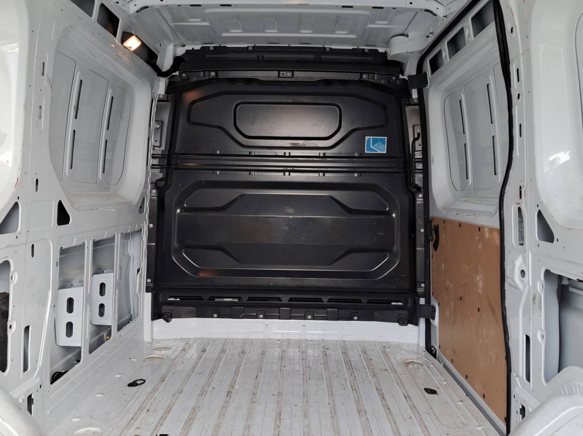 NISSAN INTERSTAR VAN Interstar fwd 35 2.0 dci 130cv L2H2 N Connecta usata in pronta consegna - Brandini