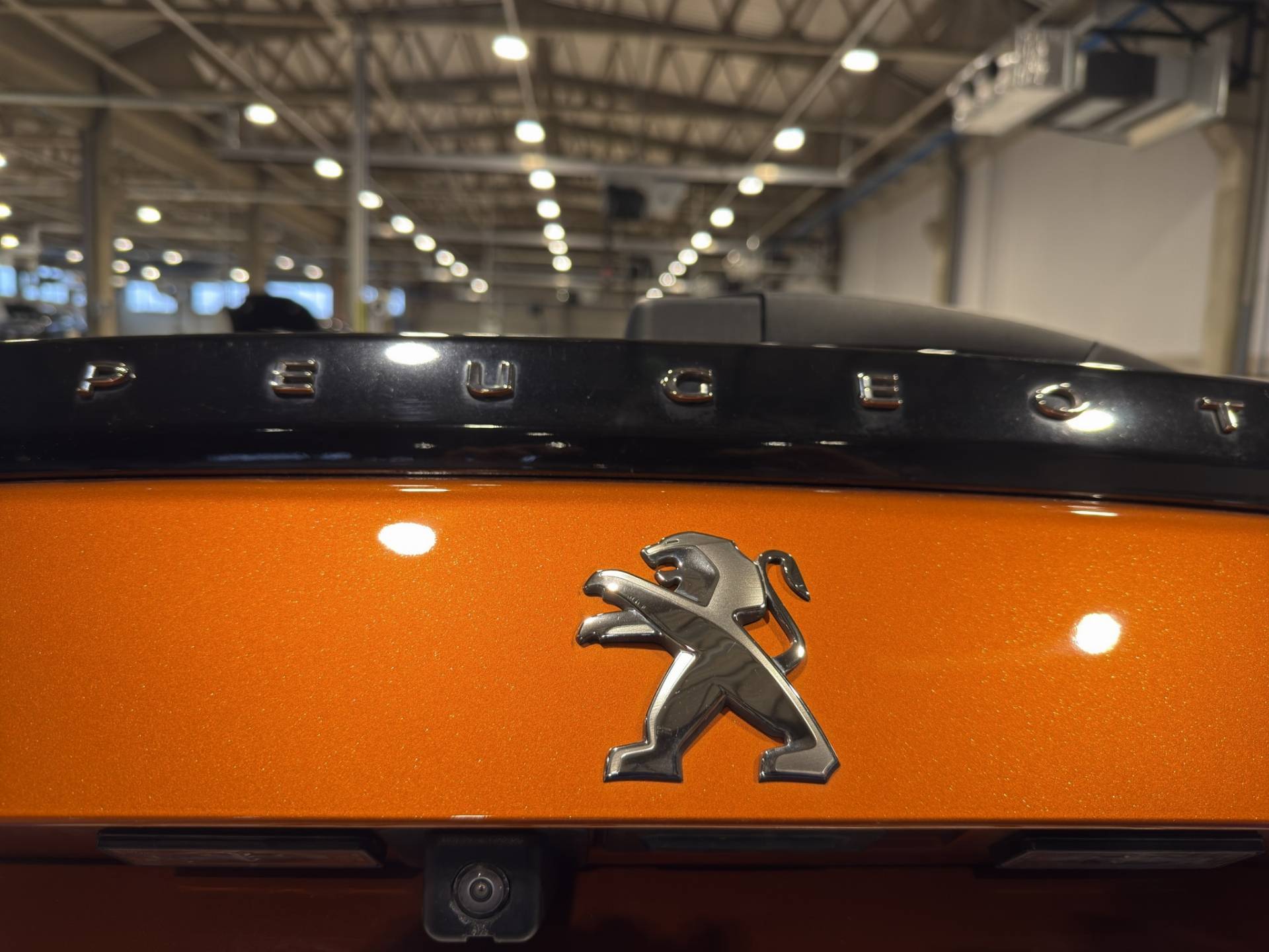 PEUGEOT 2008 e-2008 Allure Pack 100kW usata in pronta consegna - Brandini