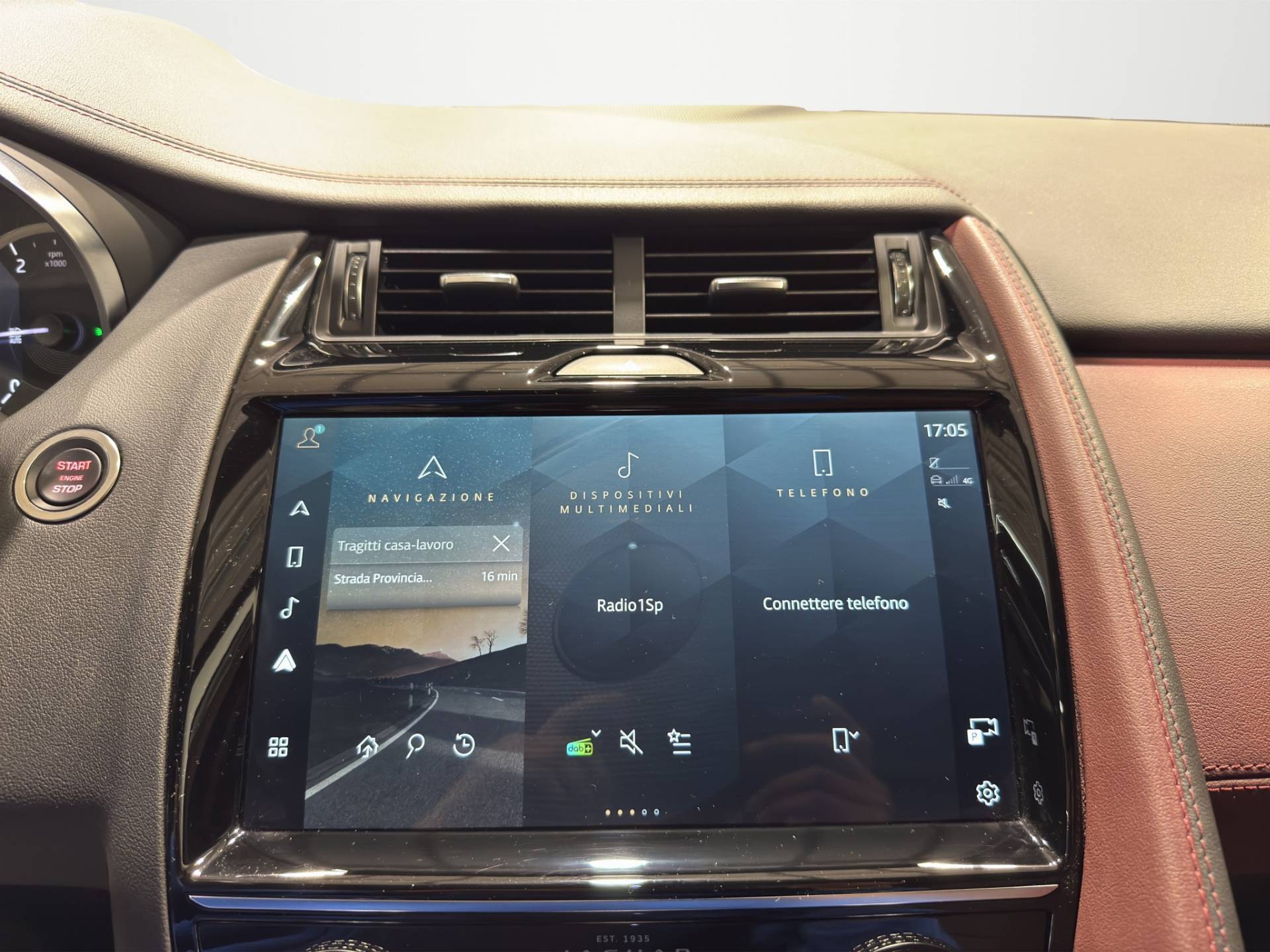 JAGUAR E-Pace E-Pace 2.0d i4 mhev R-Dynamic SE awd 163cv auto usata in pronta consegna - Brandini