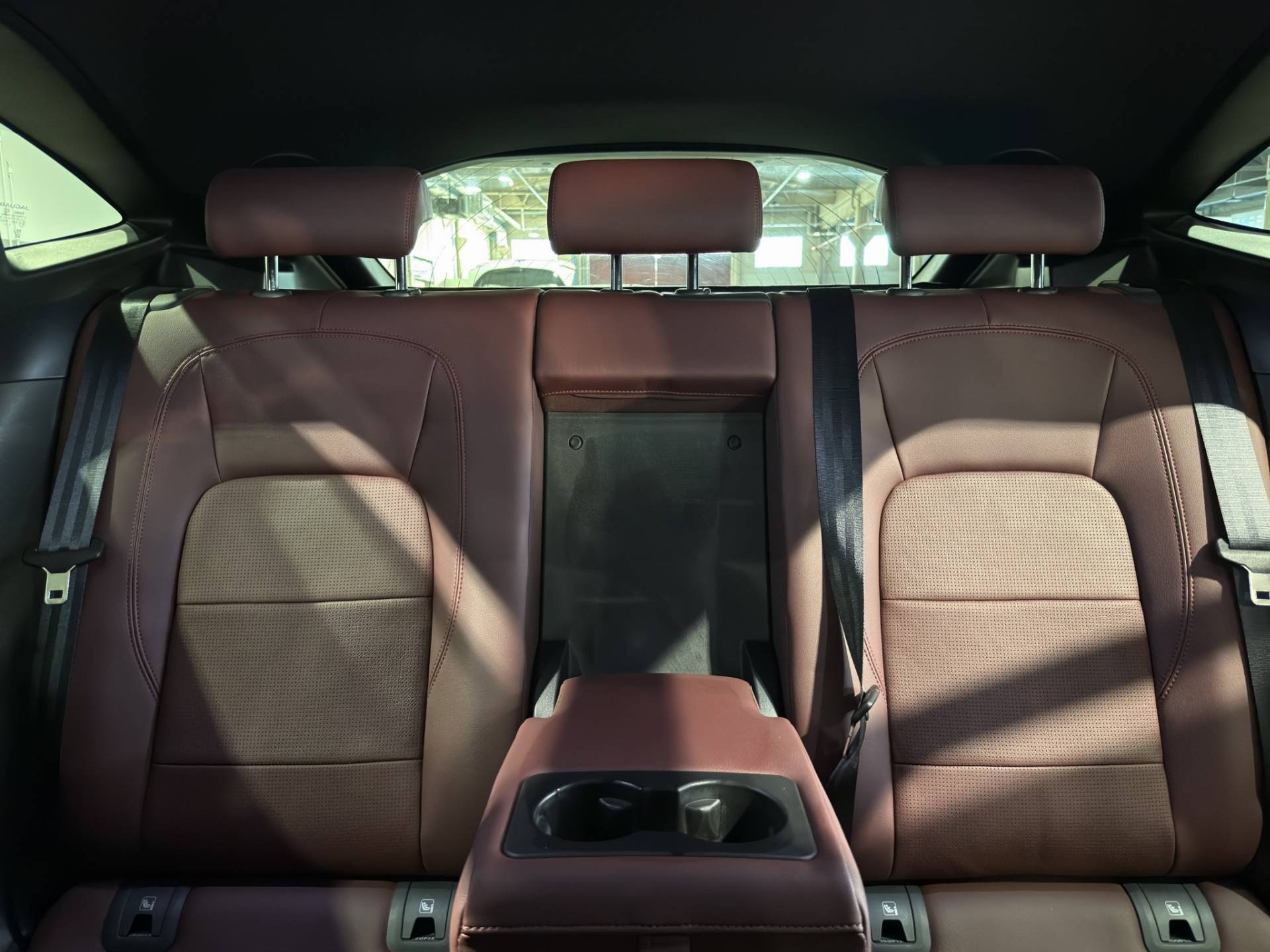 JAGUAR E-Pace E-Pace 2.0d i4 mhev R-Dynamic SE awd 163cv auto usata in pronta consegna - Brandini