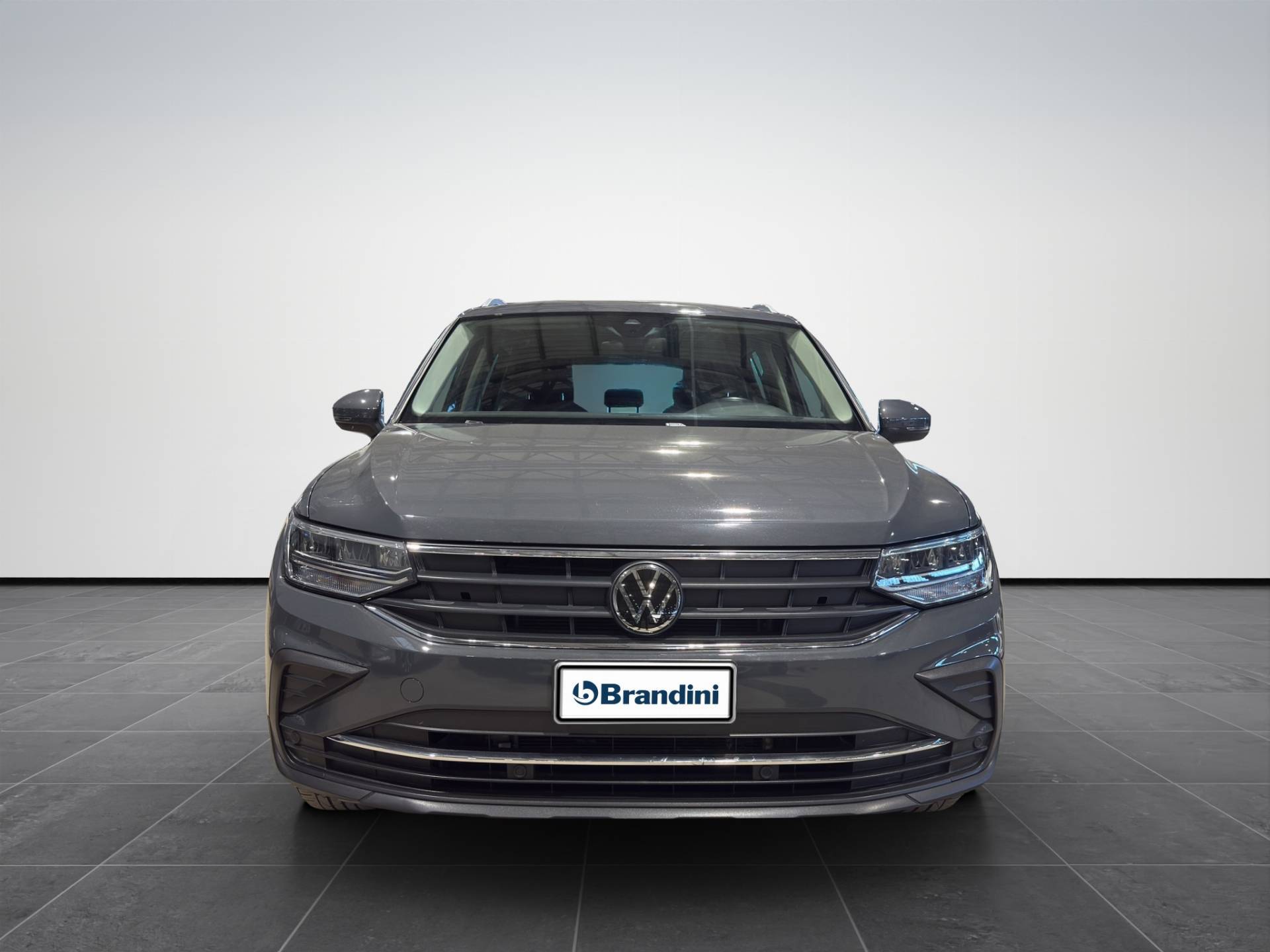 VOLKSWAGEN Tiguan Tiguan 1.5 tsi Life 130cv usata in pronta consegna - Brandini