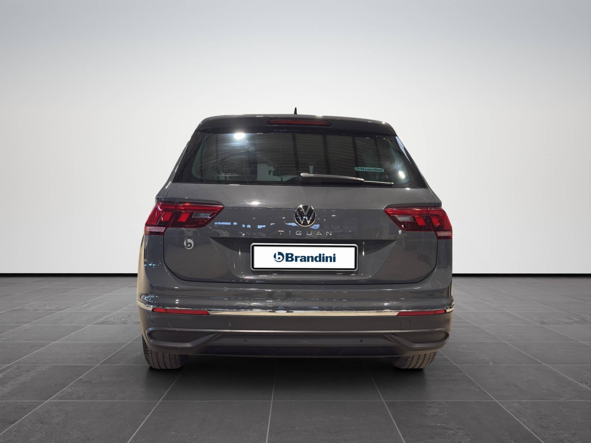 VOLKSWAGEN Tiguan Tiguan 1.5 tsi Life 130cv usata in pronta consegna - Brandini