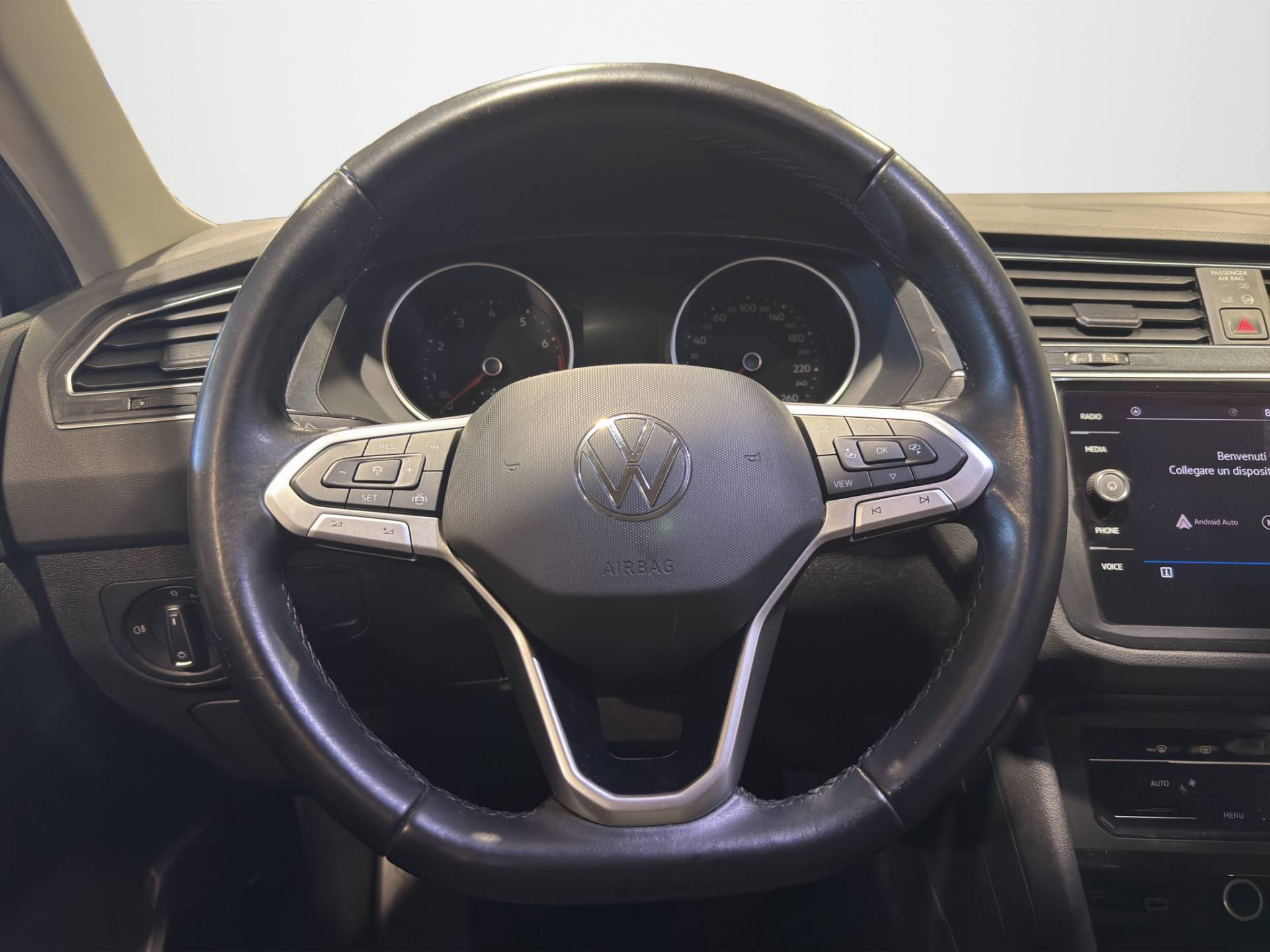 VOLKSWAGEN Tiguan Tiguan 1.5 tsi Life 130cv usata in pronta consegna - Brandini