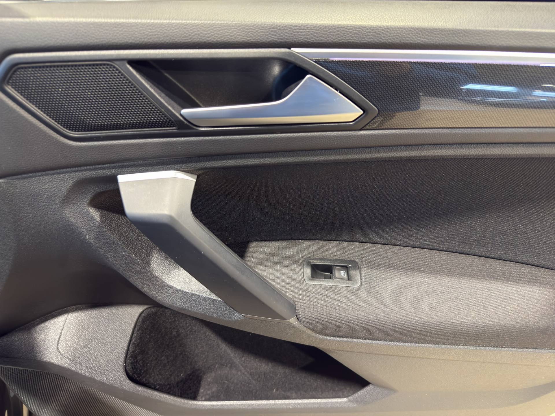 VOLKSWAGEN Tiguan Tiguan 1.5 tsi Life 130cv usata in pronta consegna - Brandini