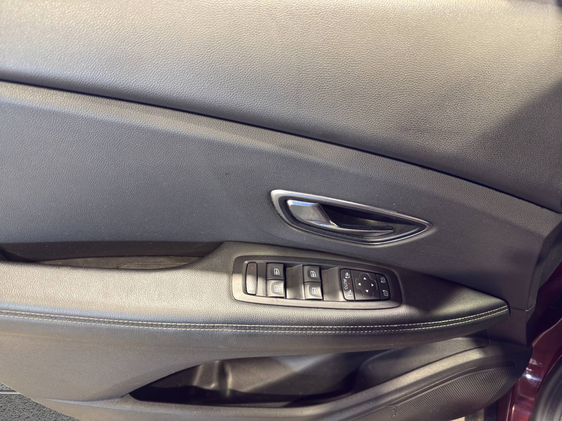 RENAULT Scenic Scenic 1.5 dci energy Business 110cv usata in pronta consegna - Brandini